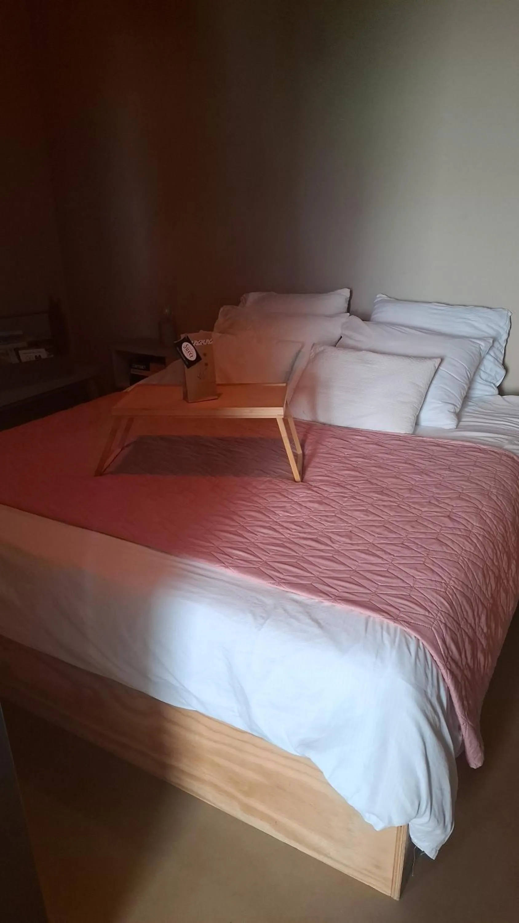 Bedroom, Bed in B&B De Terpen