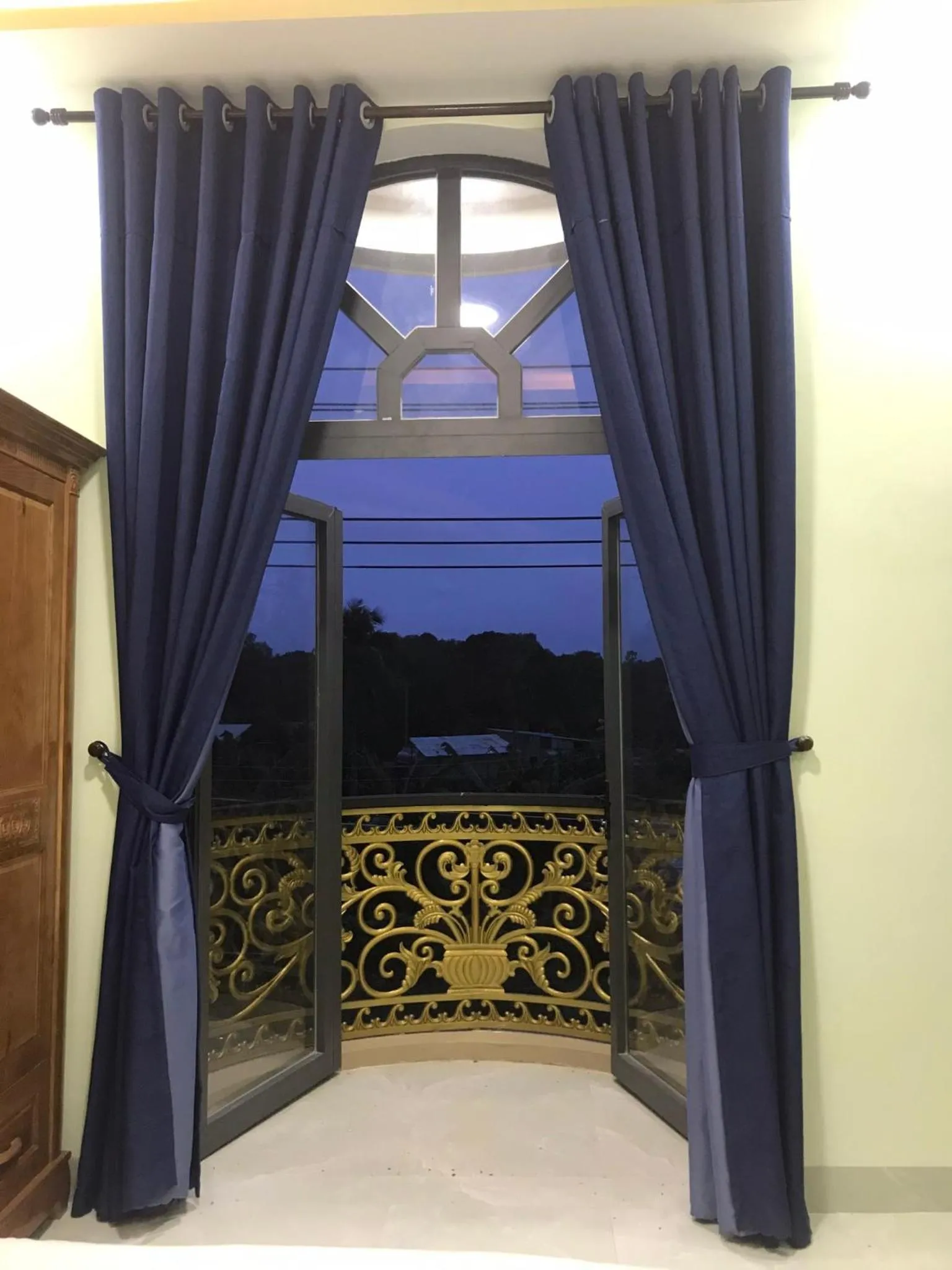 Balcony/Terrace in SUNRISE HOTEL