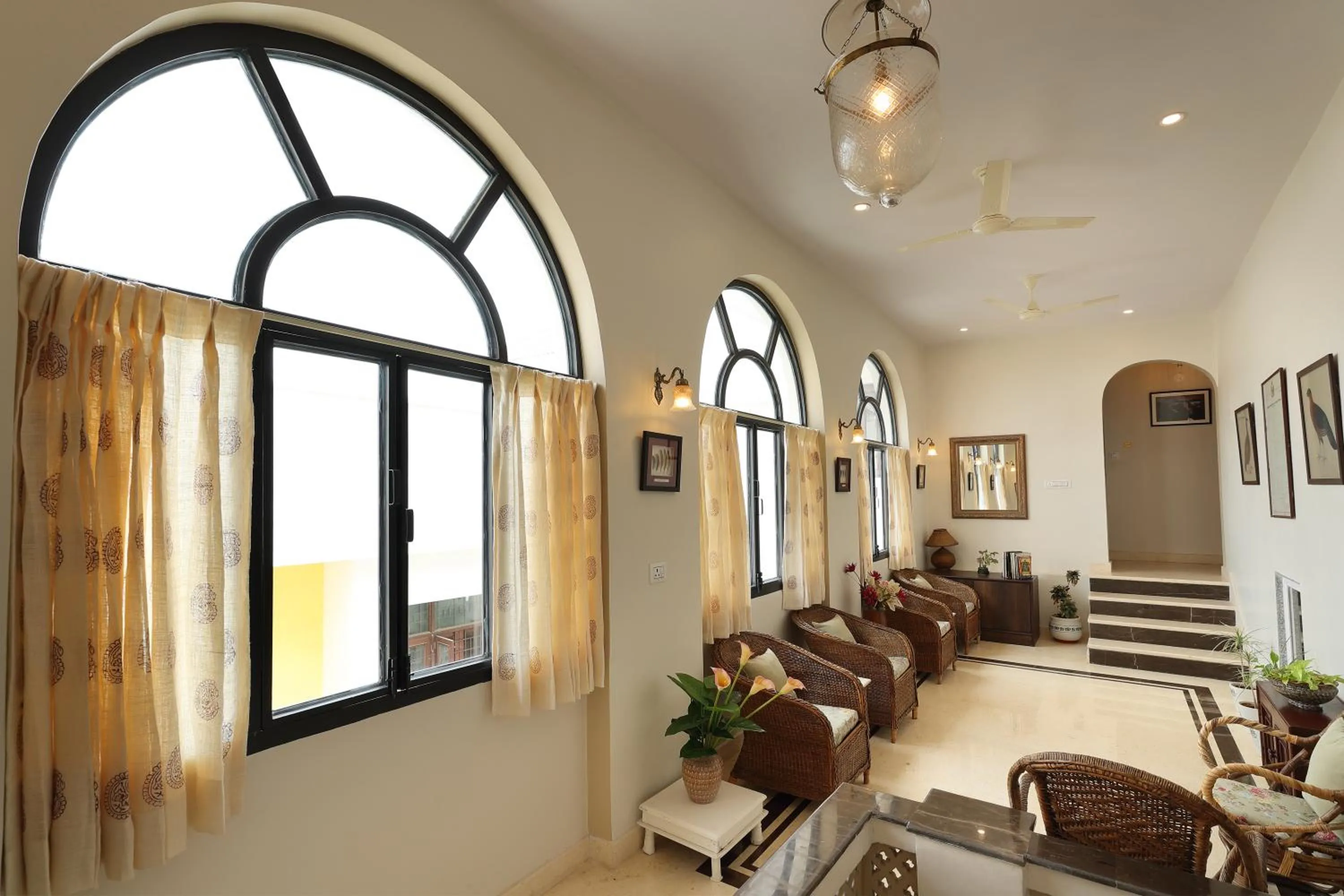 Lobby or reception in The Cavalry - Abhay Niwas