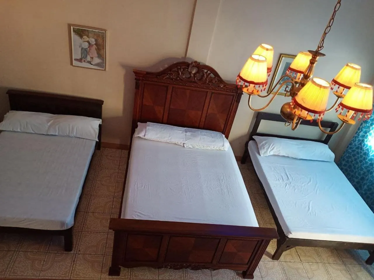 Bed in RedDoorz Near Gaisano Grand Cordova