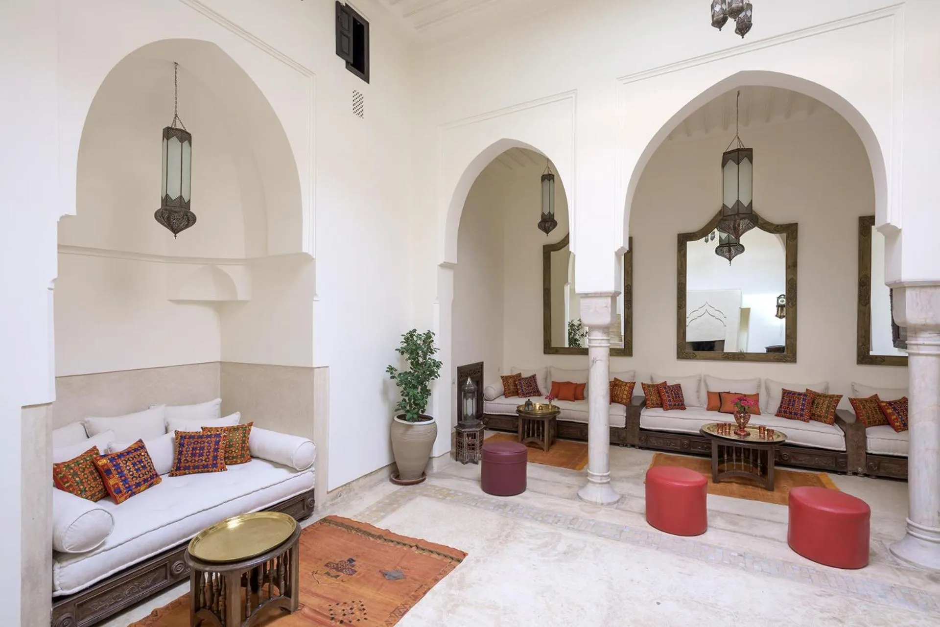 Living room, Bed in Riad Hayati