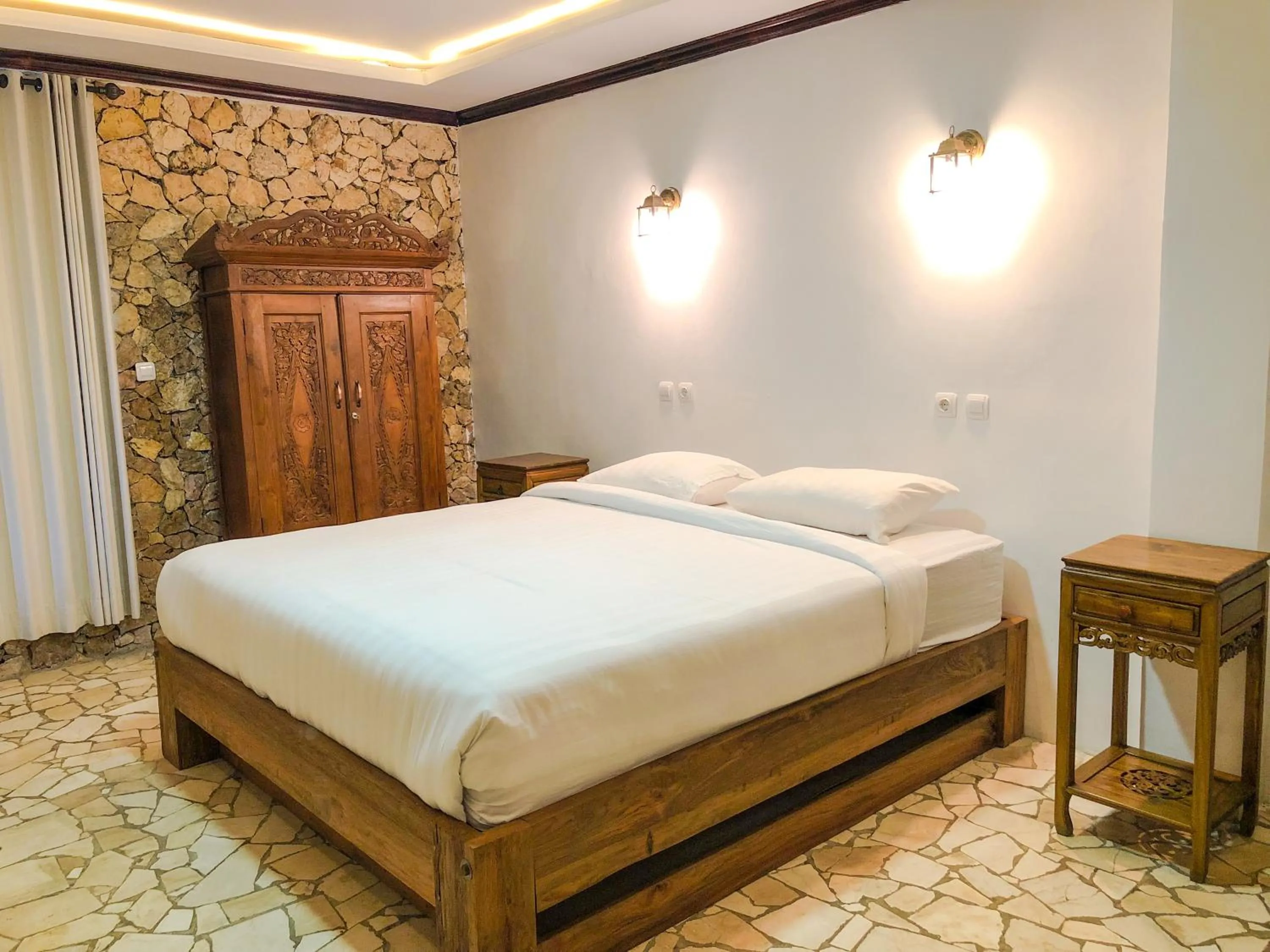 Bed in Edge Resort, Yogyakarta