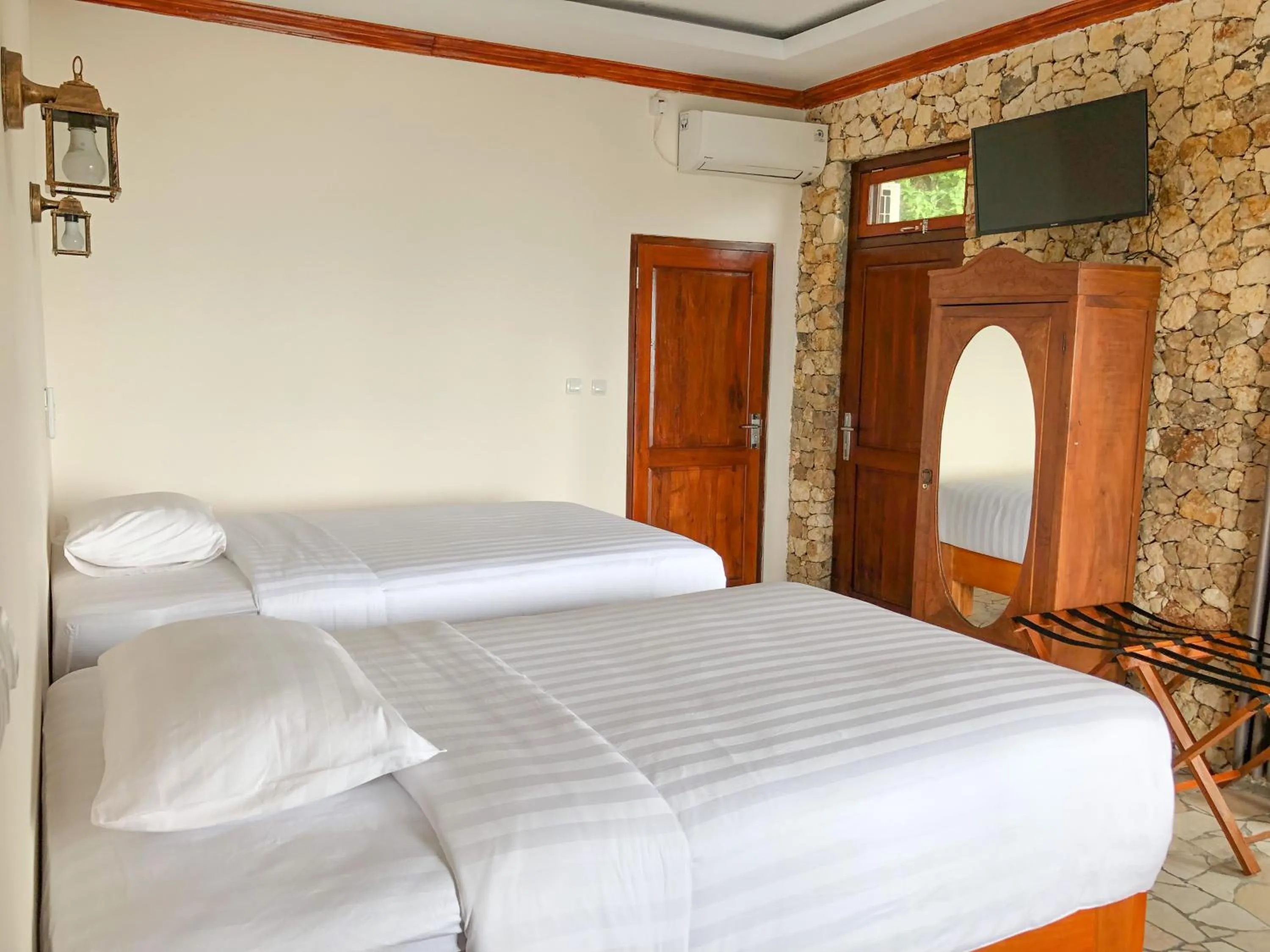 Bed in Edge Resort, Yogyakarta