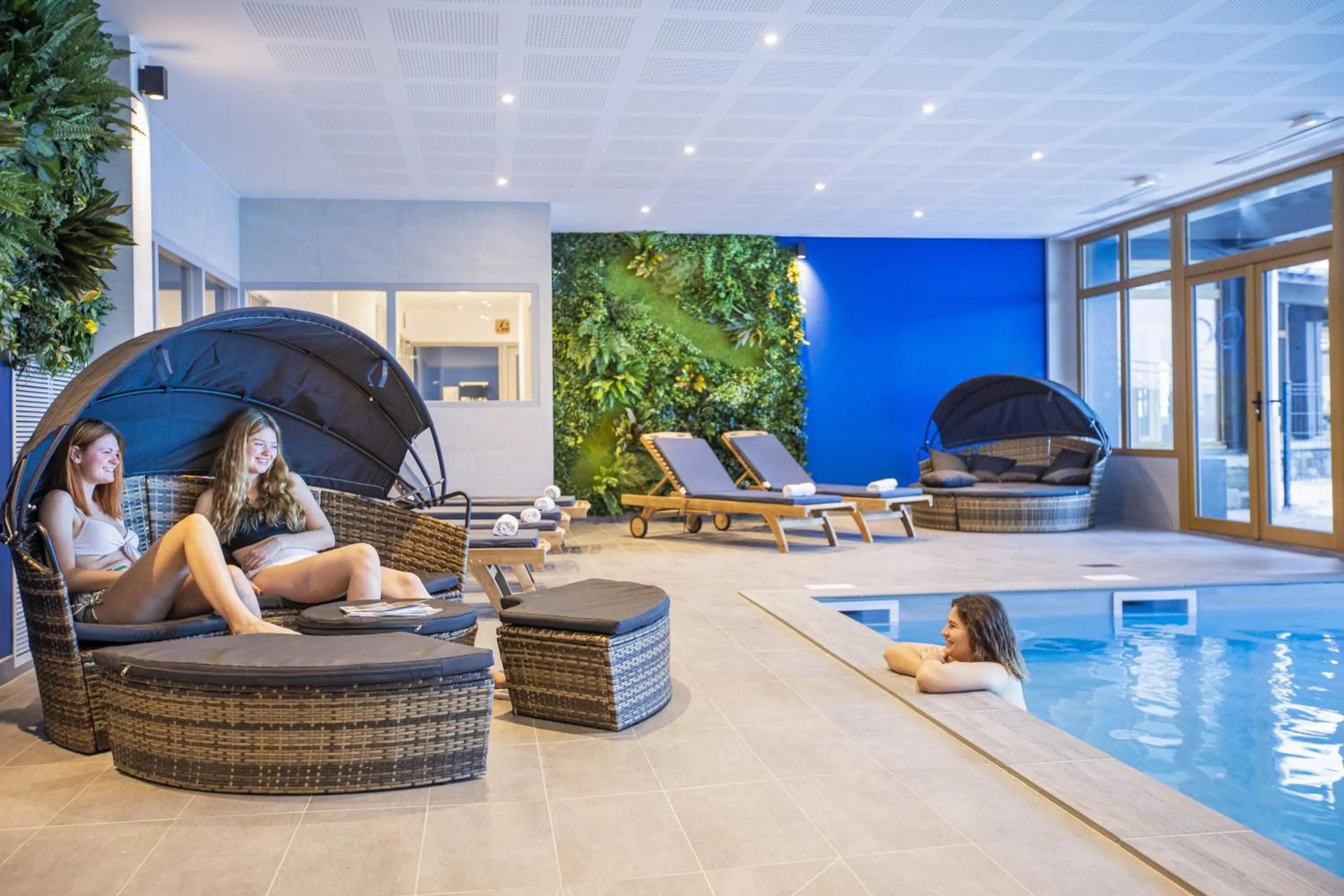 Swimming pool in Résidence Club MMV Les Clarines