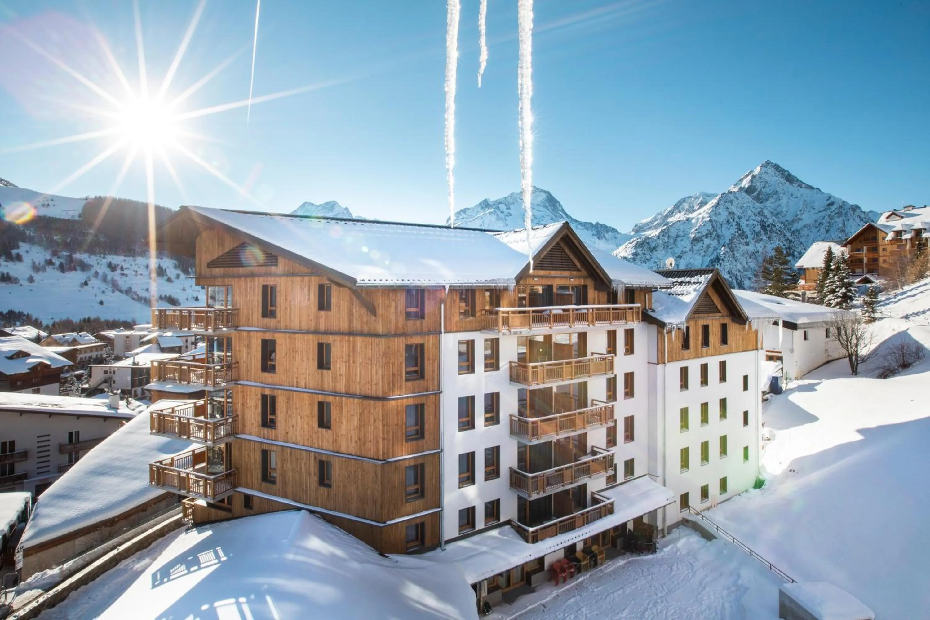 Property building in Résidence Club MMV Les Clarines