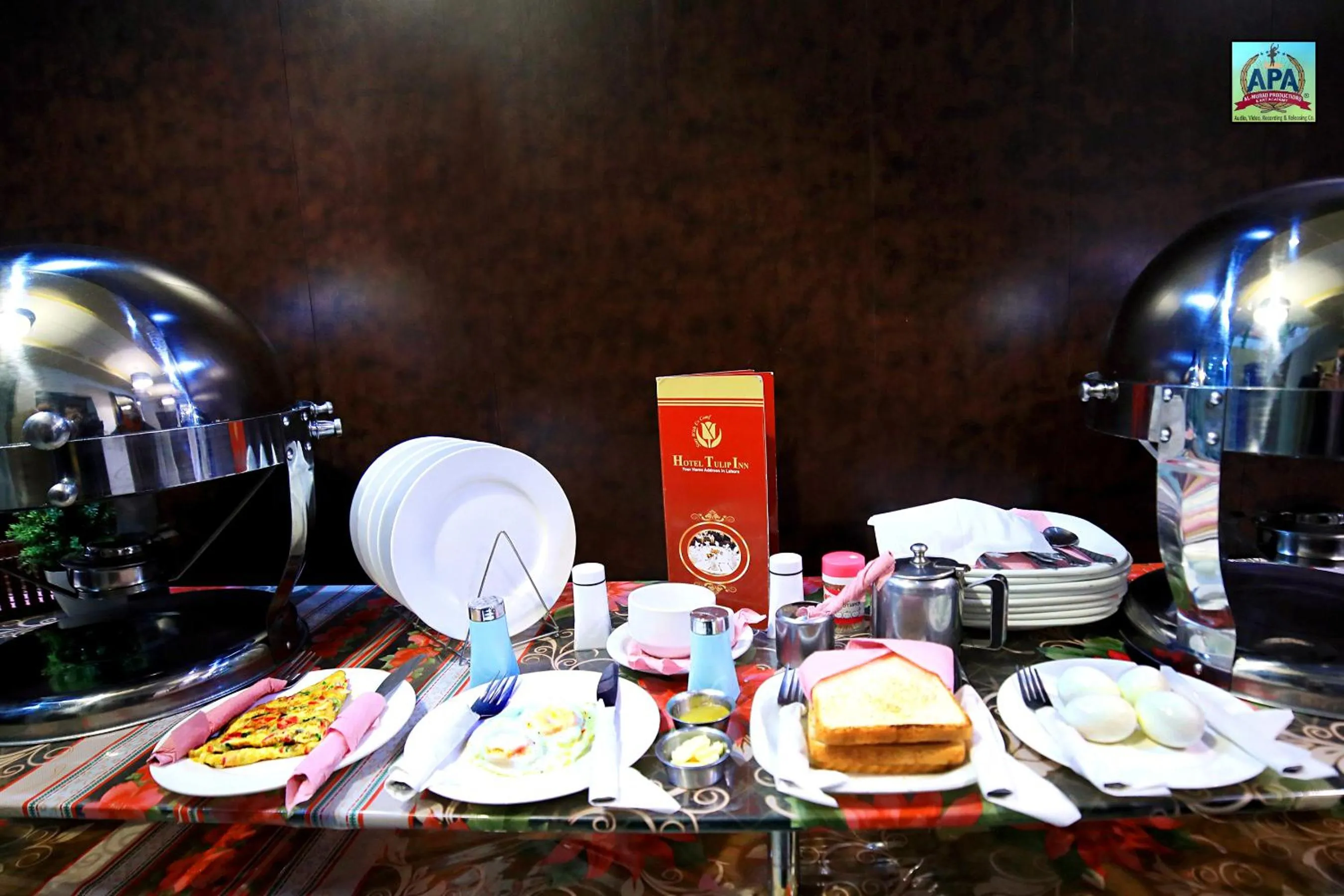 Coffee/tea facilities in Hotel Tulip INN Faisal Town