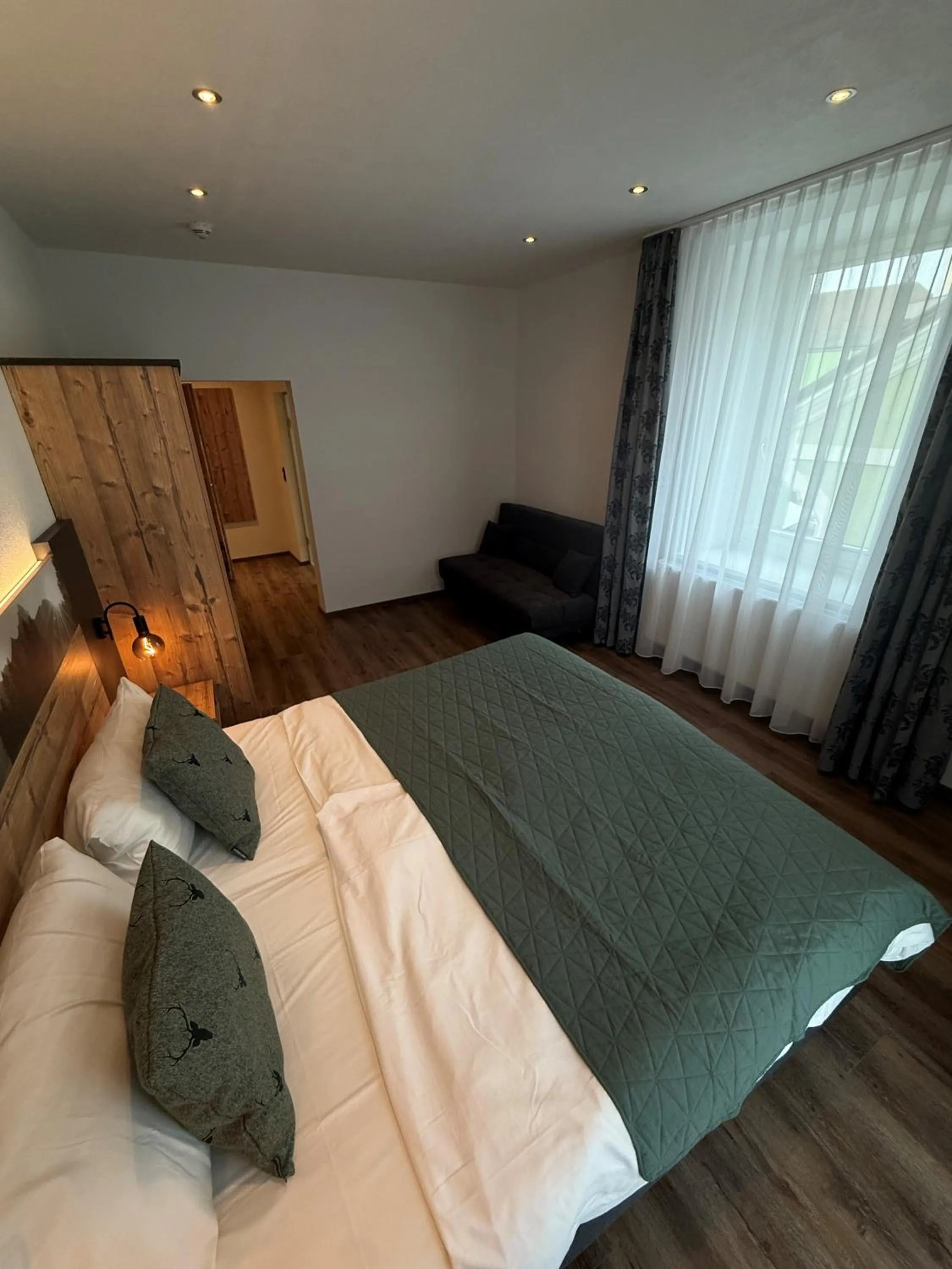 Bedroom, Bed in Hotel Wilder Mann