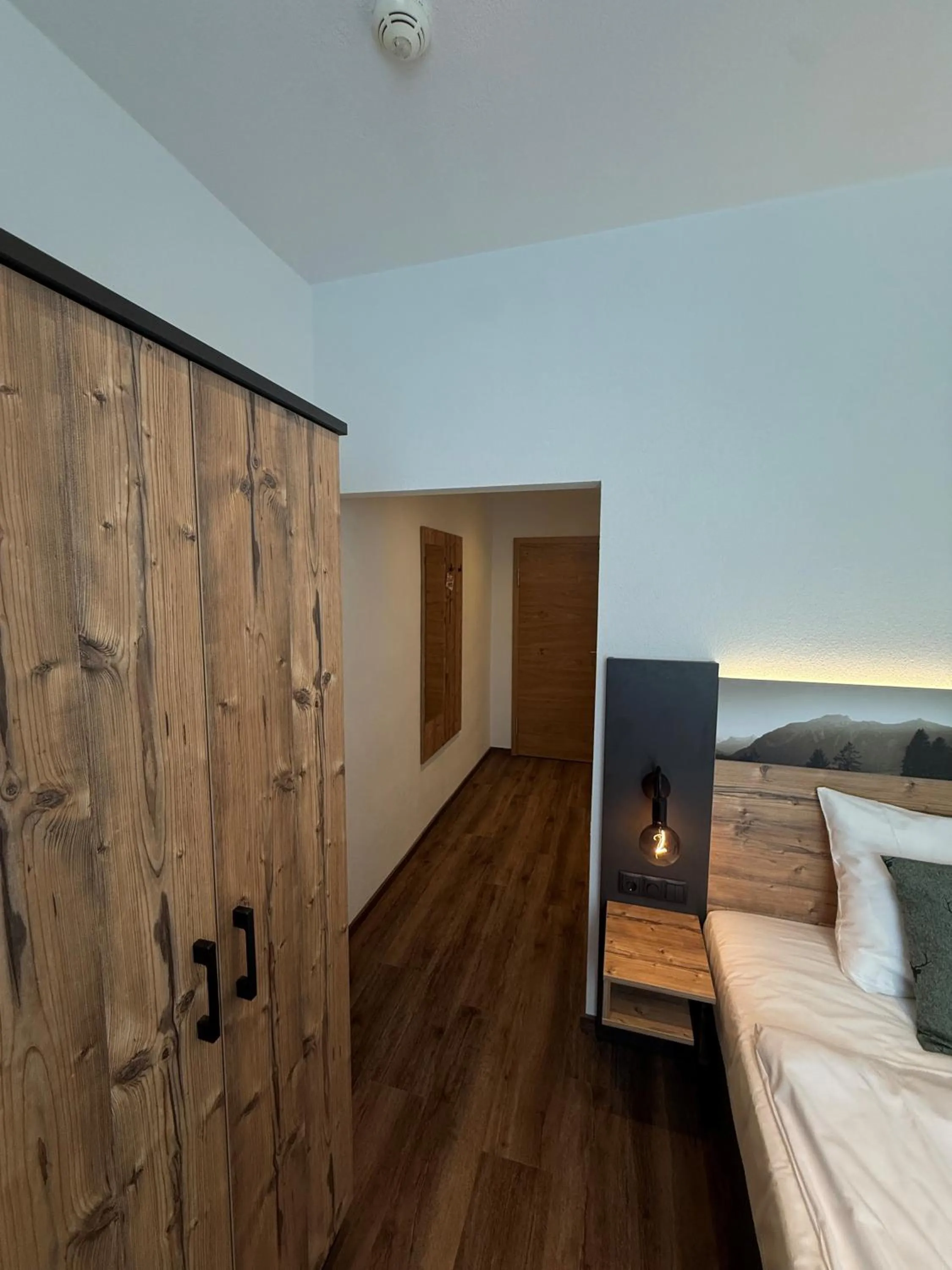 Photo of the whole room, Bed in Hotel Wilder Mann