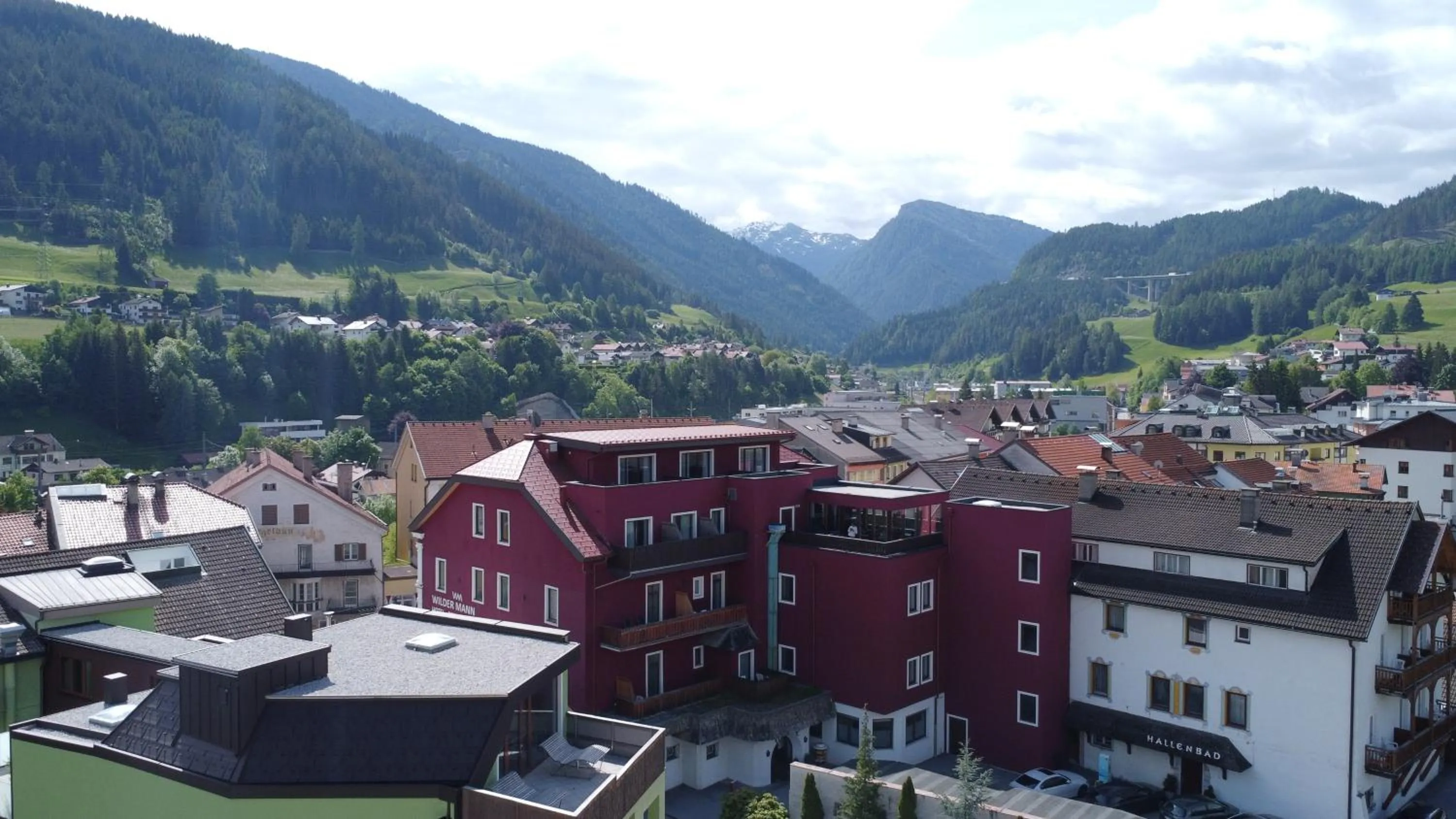 Property building in Hotel Wilder Mann