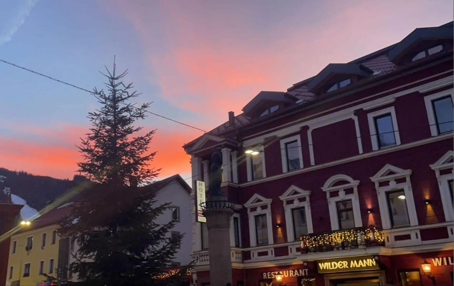 Facade/entrance in Hotel Wilder Mann