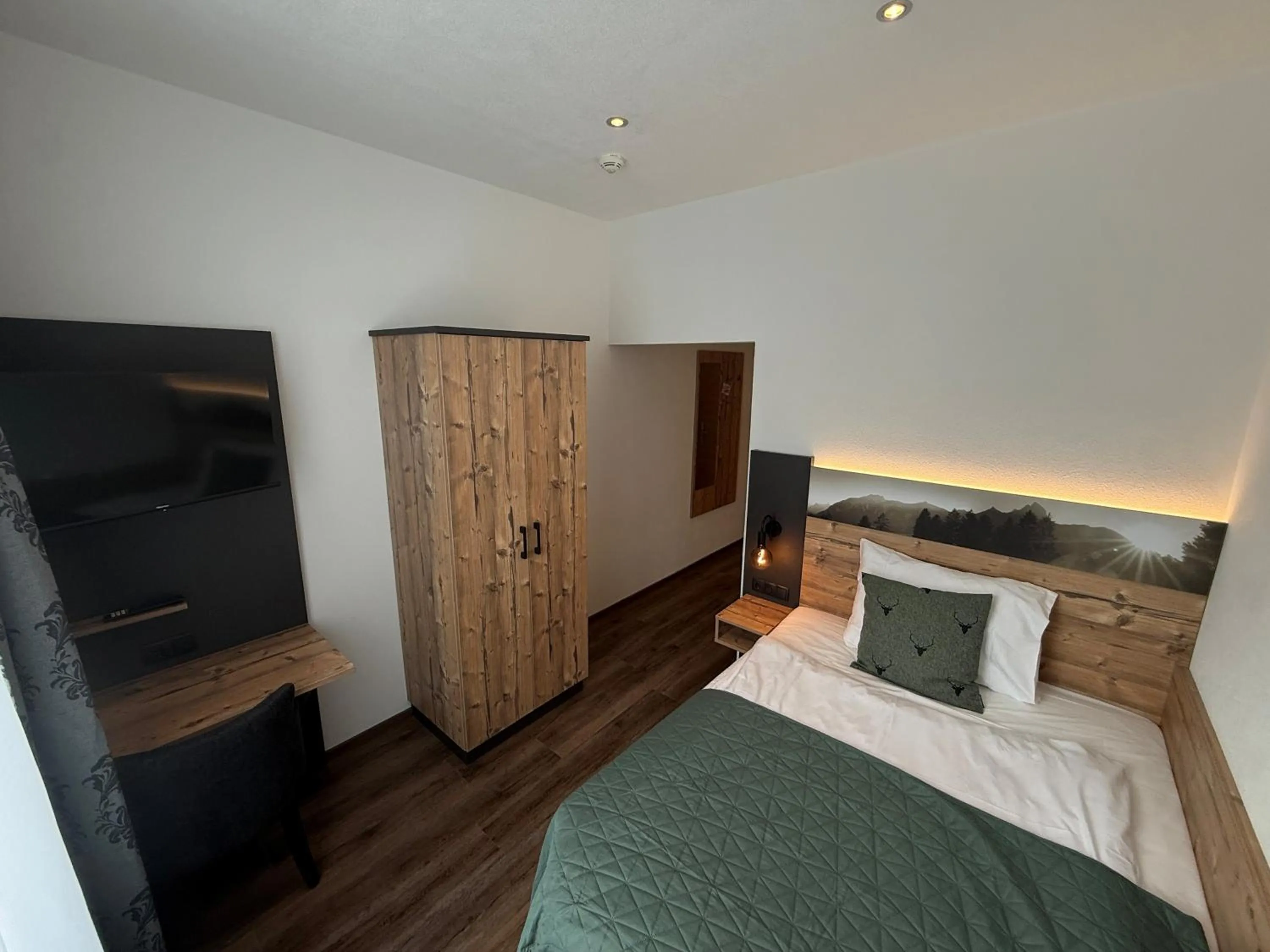 Bedroom, Bed in Hotel Wilder Mann