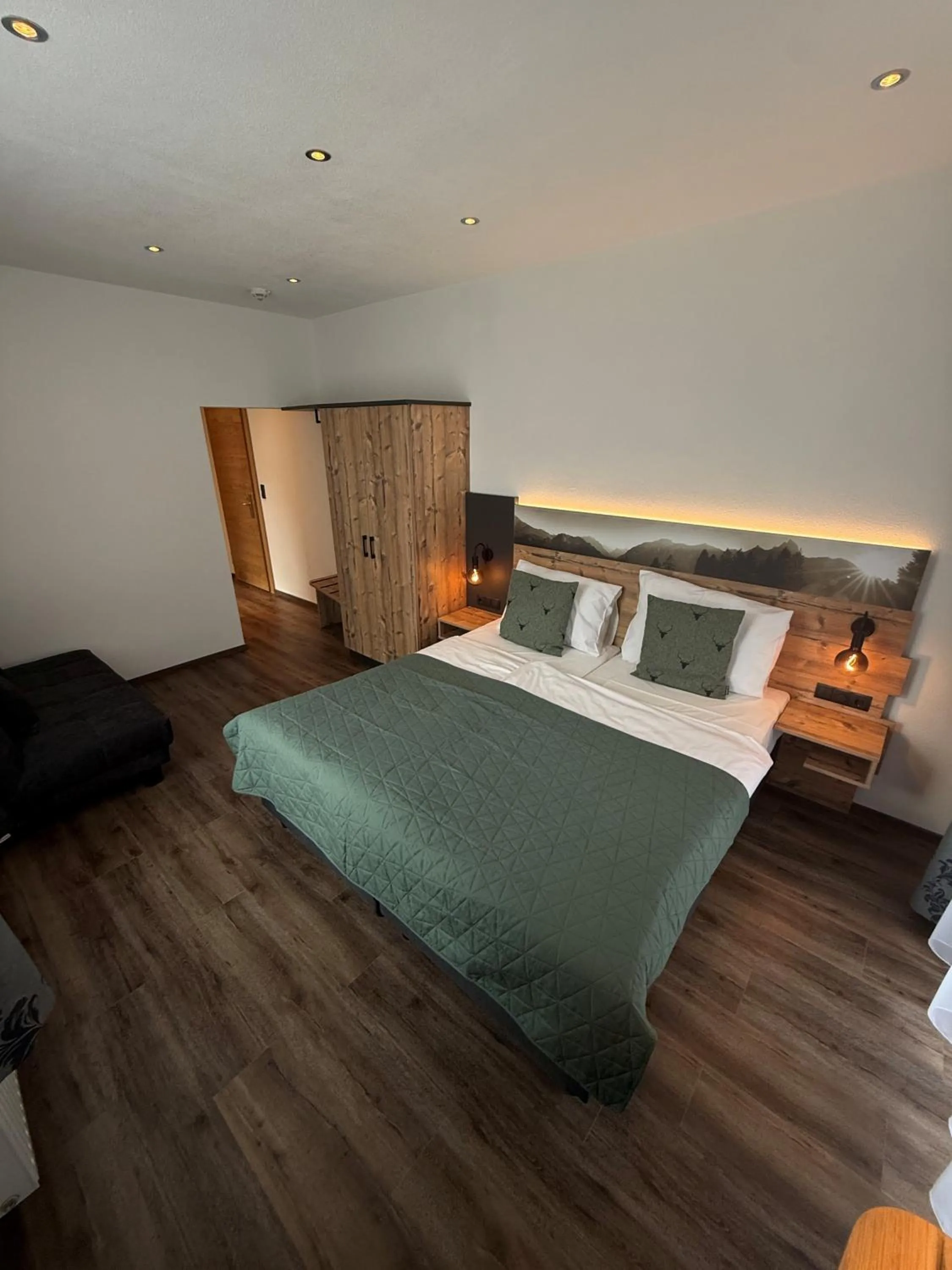 Bedroom, Bed in Hotel Wilder Mann