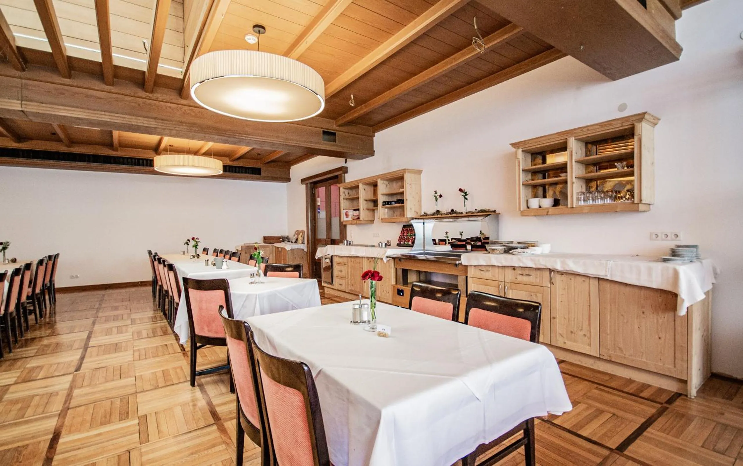 Restaurant/places to eat in Hotel Wilder Mann