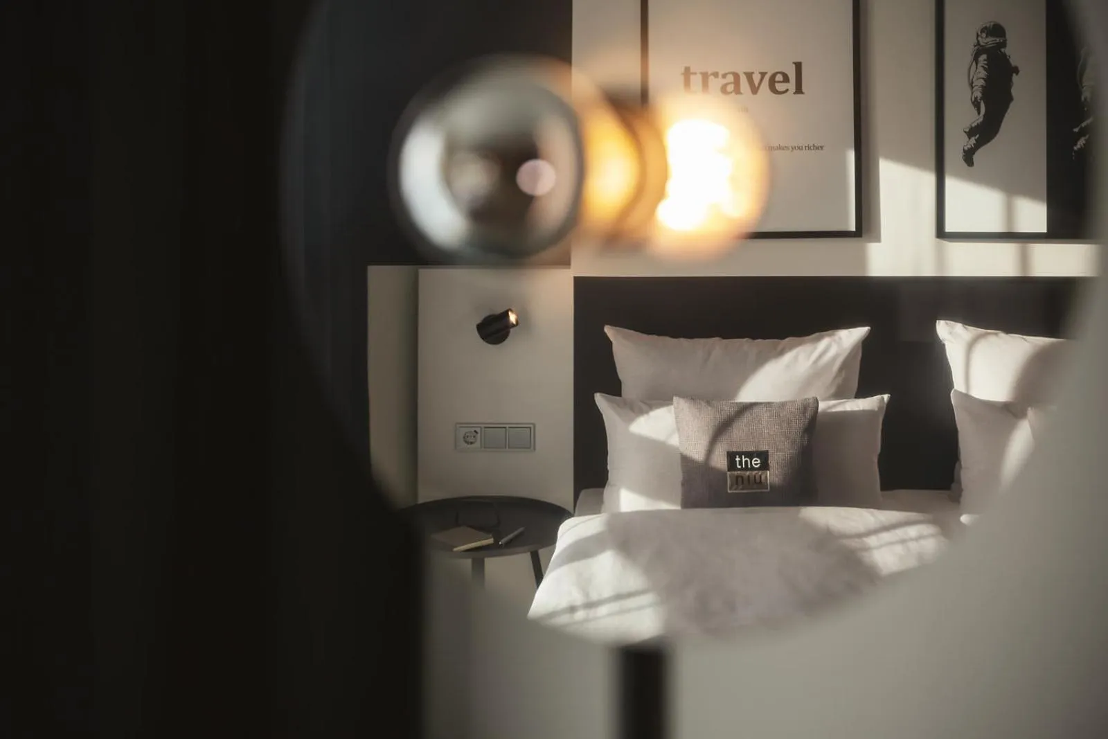 Photo of the whole room, Bed in the niu Star