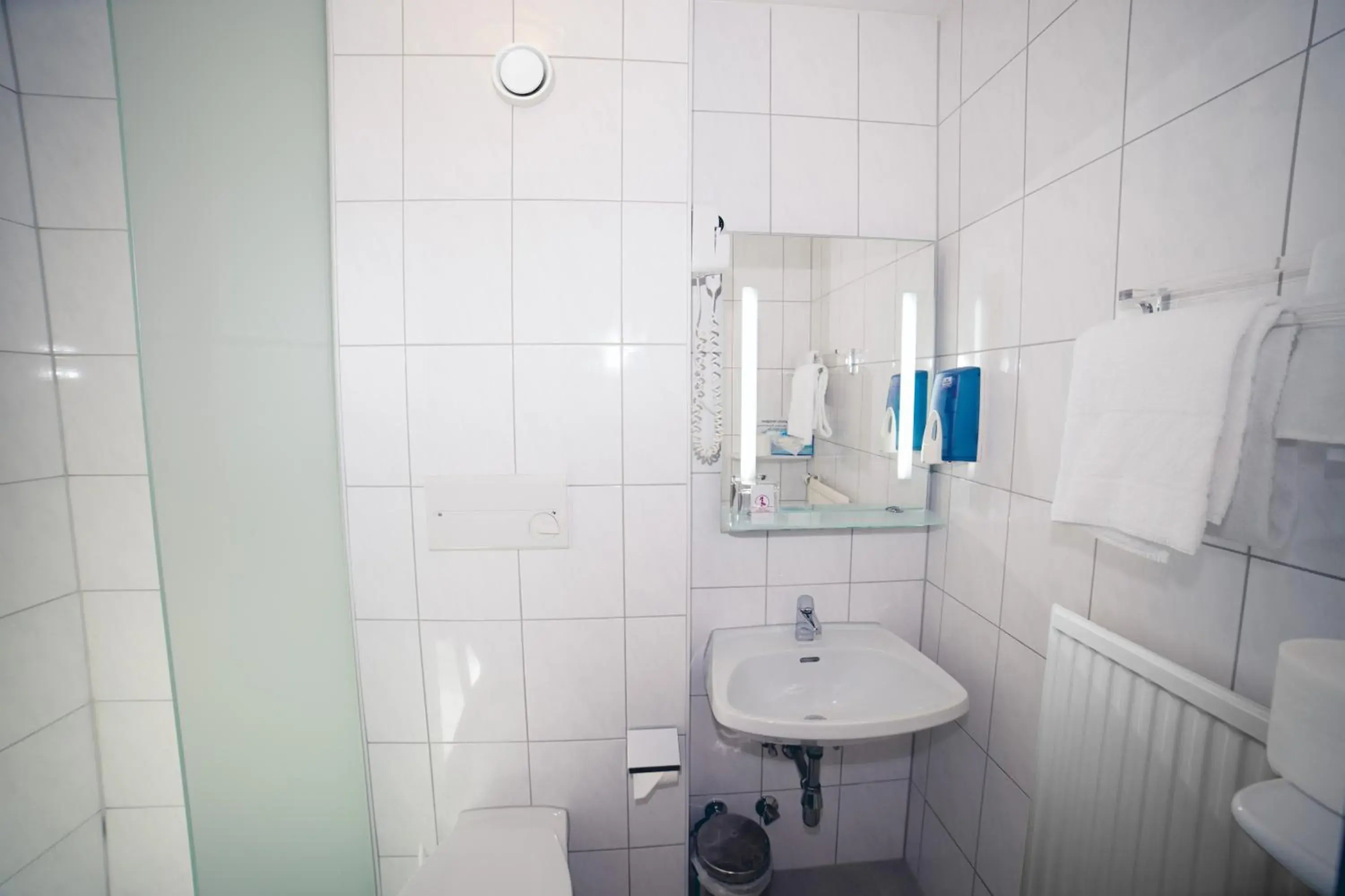 Double Room with Lake View - single occupancy in Hotel Seestuben Double Room with Lake View - single occupancy in Hotel Seestuben