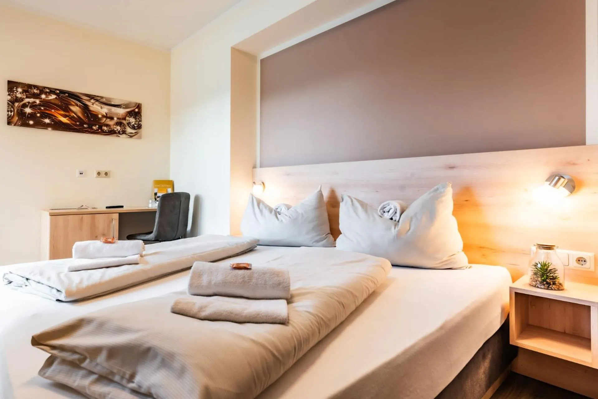 Bed in Hotel Seestuben