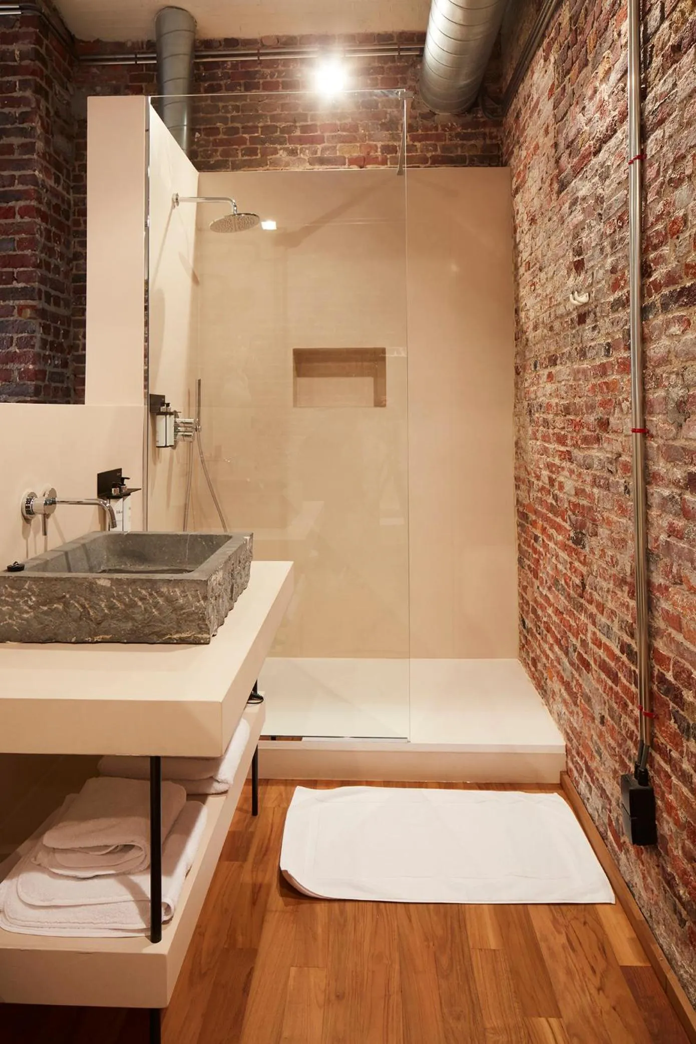 Bathroom in Chambre d'Amis by Alix