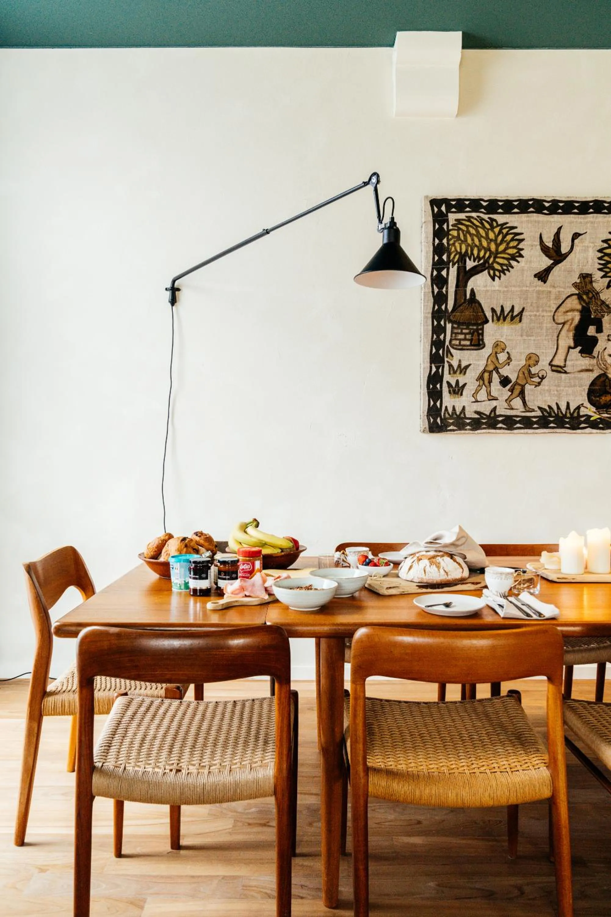 Breakfast in Chambre d'Amis by Alix