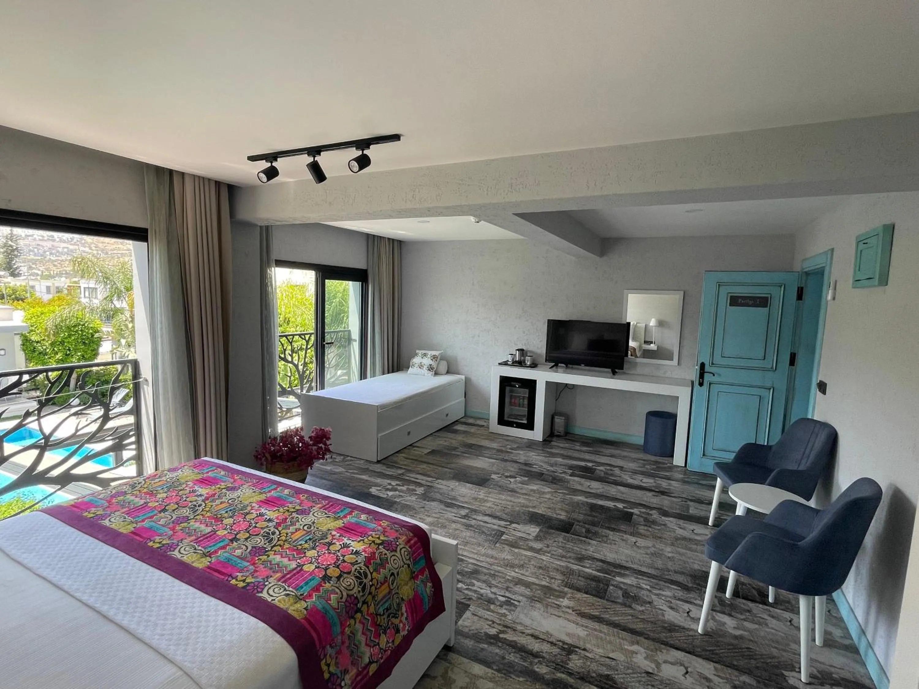 Photo of the whole room, Bed in Villa Oliva Butik Hotel