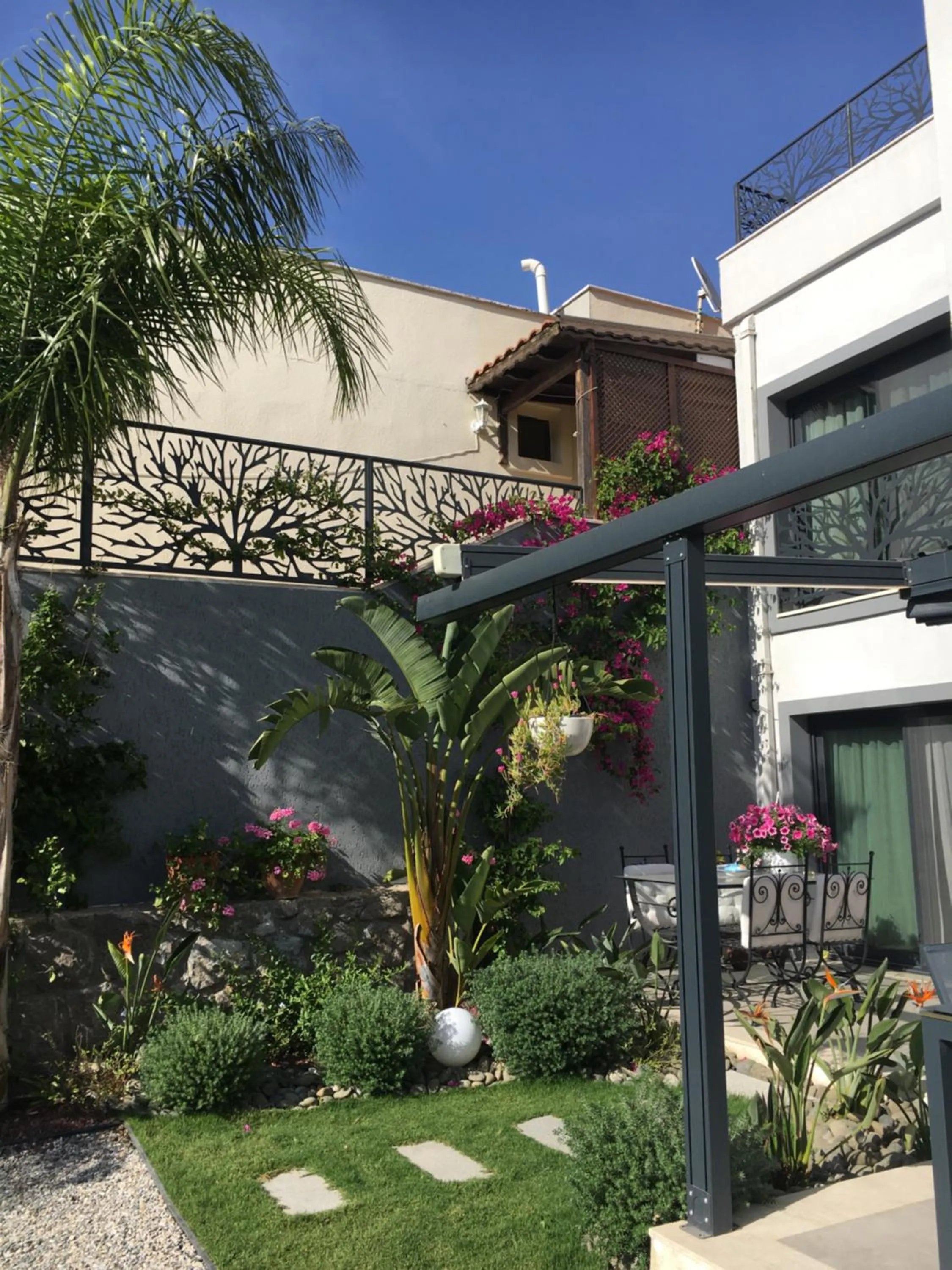 Garden in Villa Oliva Butik Hotel