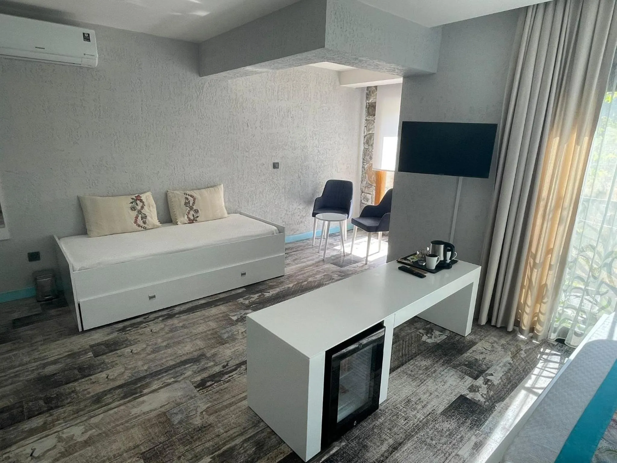 TV and multimedia, Bed in Villa Oliva Butik Hotel