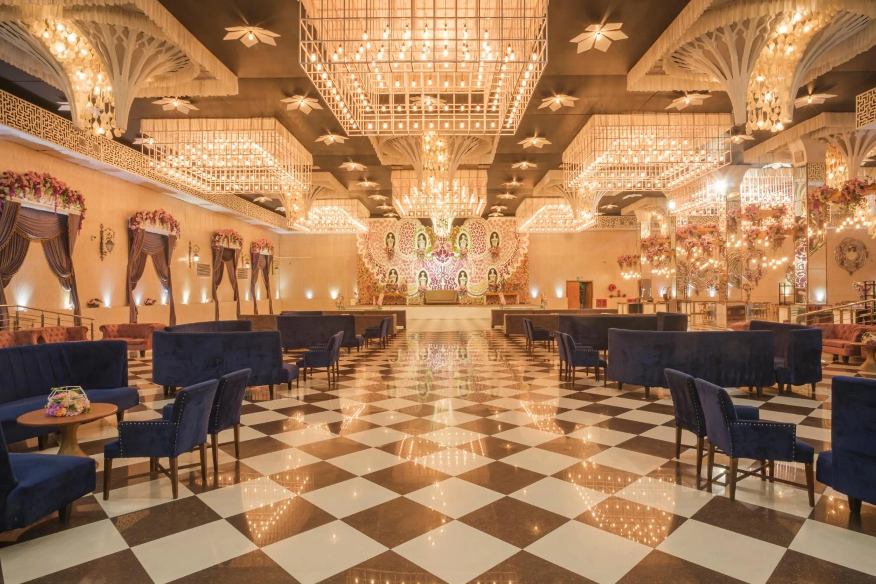 Banquet/Function facilities in Udman Hotel Greater Noida