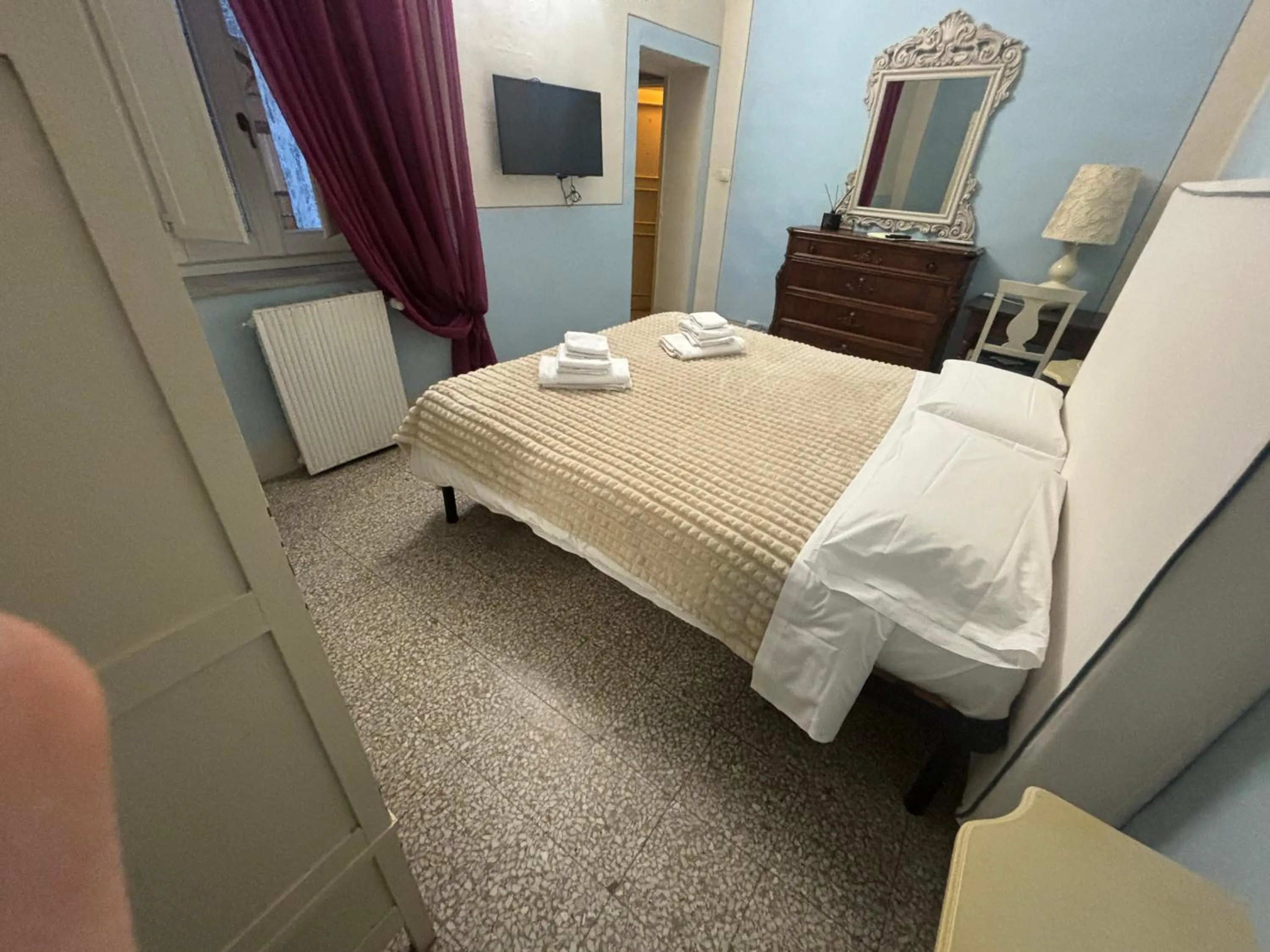 Bedroom, Bed in B&B Pantaneto - Palazzo Bulgarini