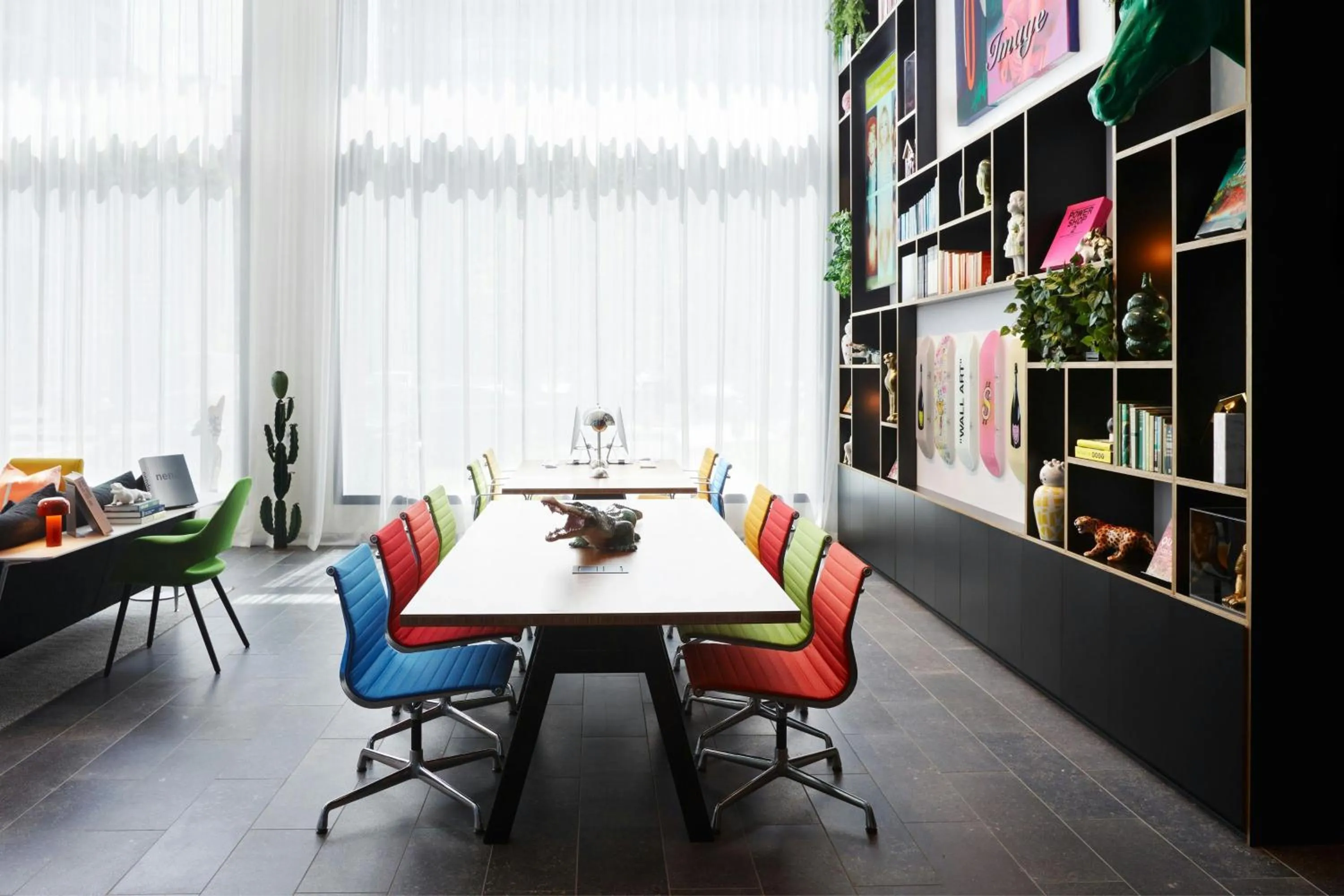 Lobby or reception in citizenM Los Angeles Downtown