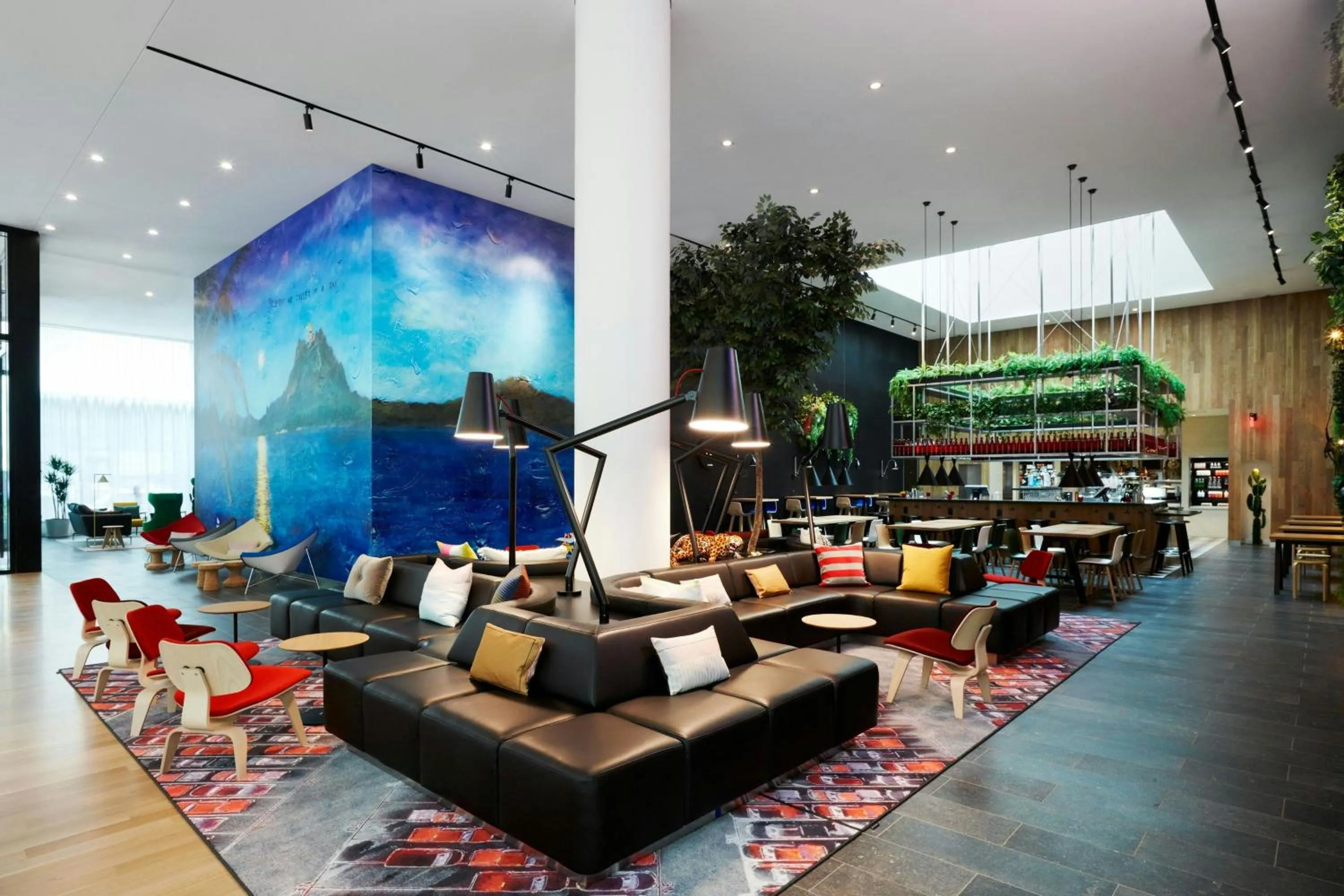 Lobby or reception in citizenM Los Angeles Downtown