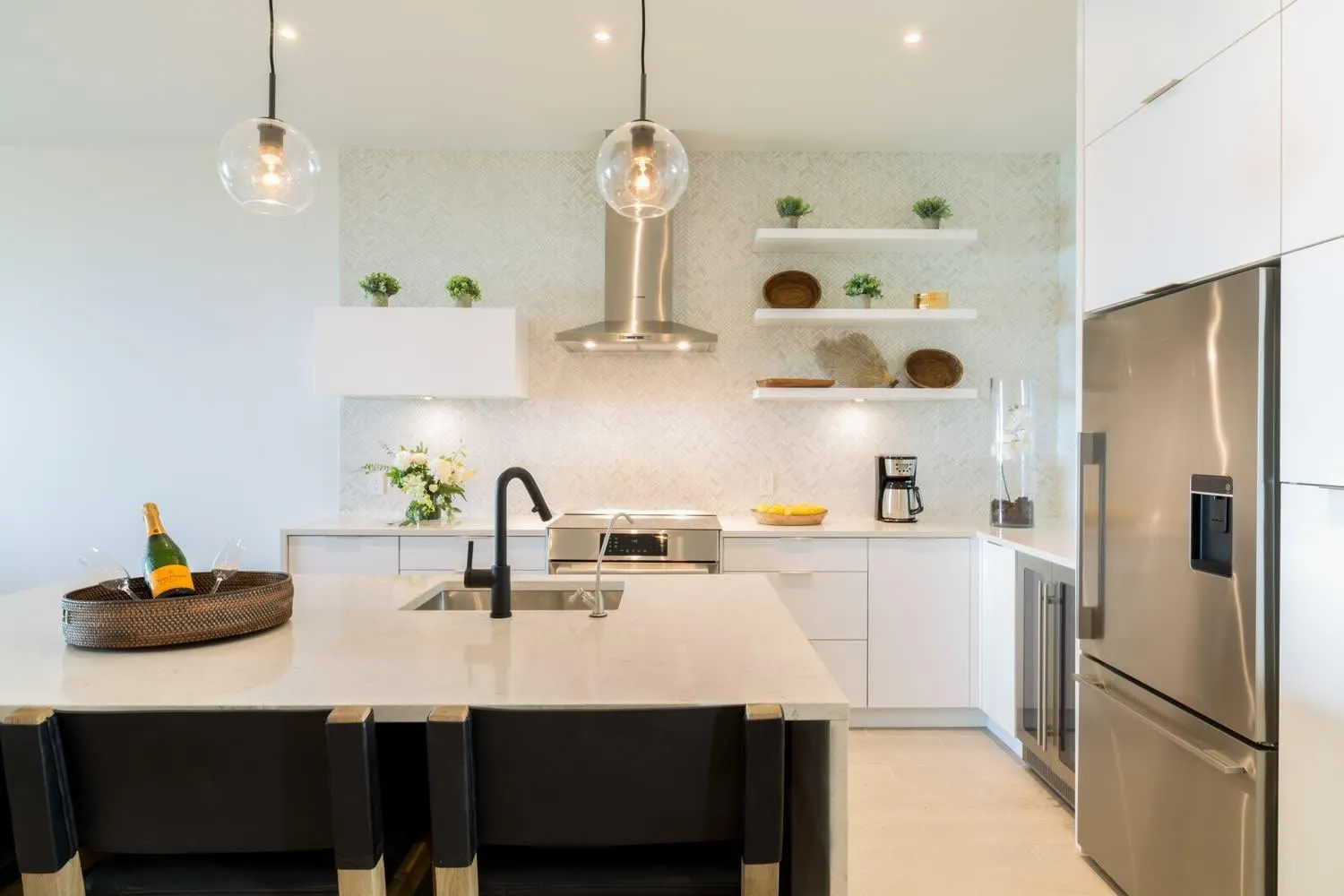 Kitchen or kitchenette in H2O life style resort