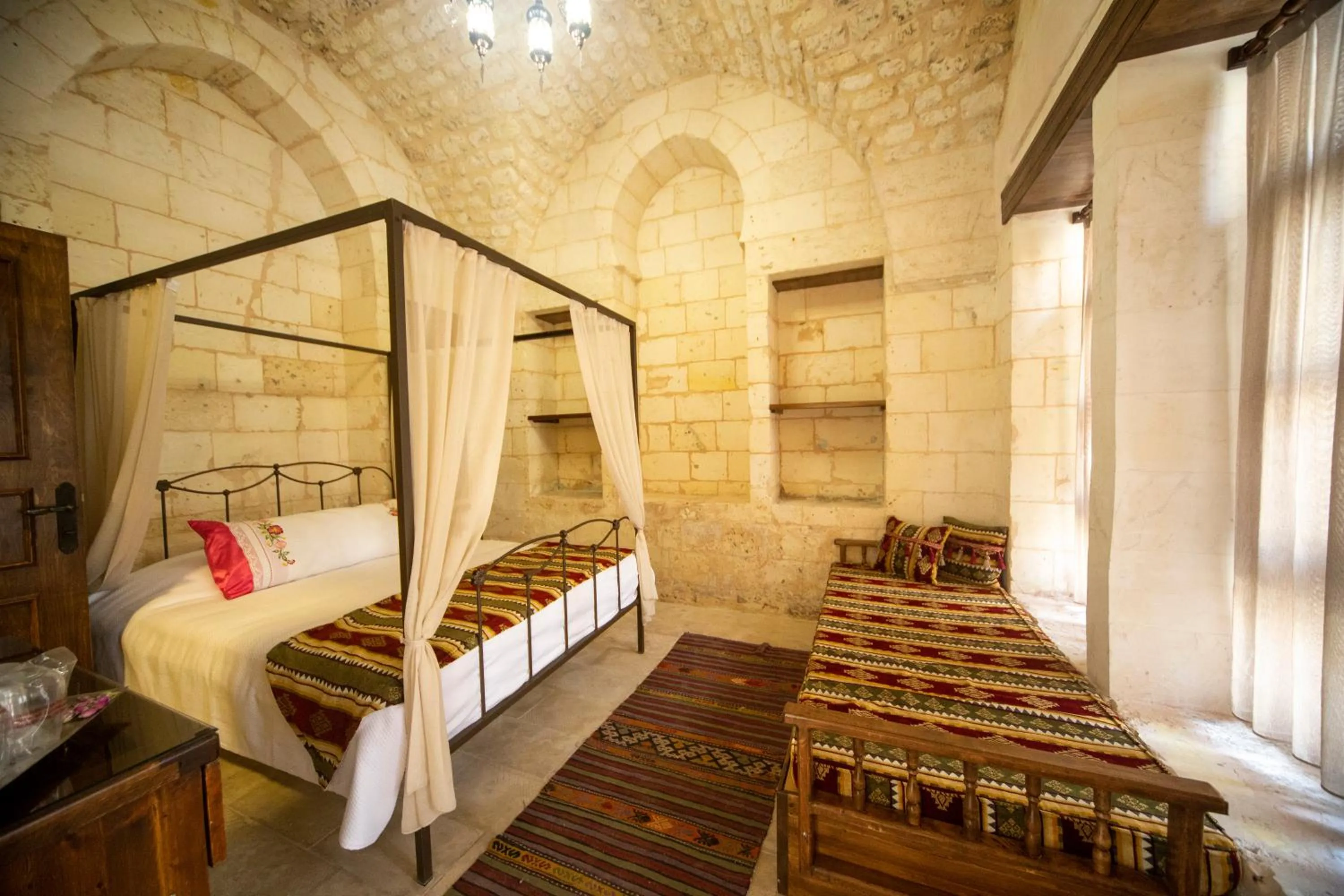 Bed in Hayatlı Konak