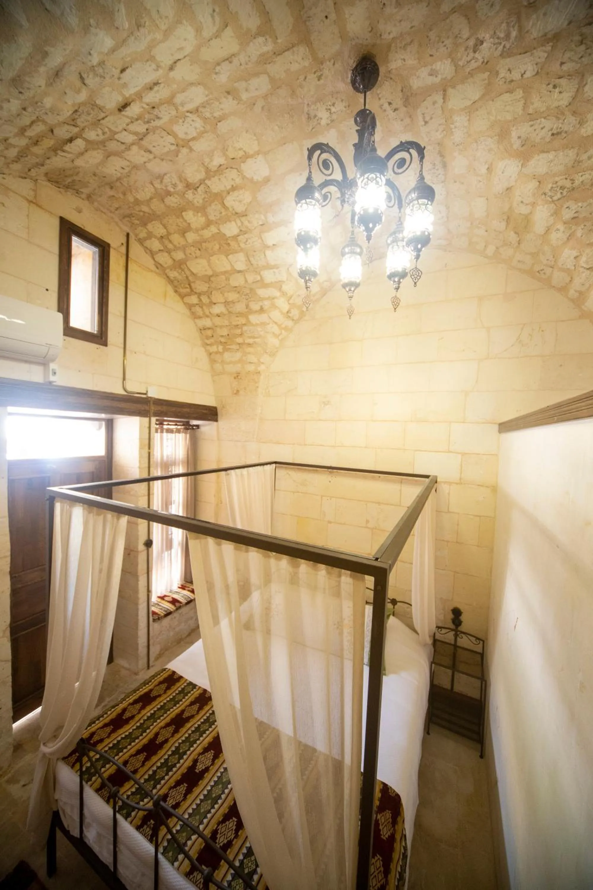 Bed in Hayatlı Konak