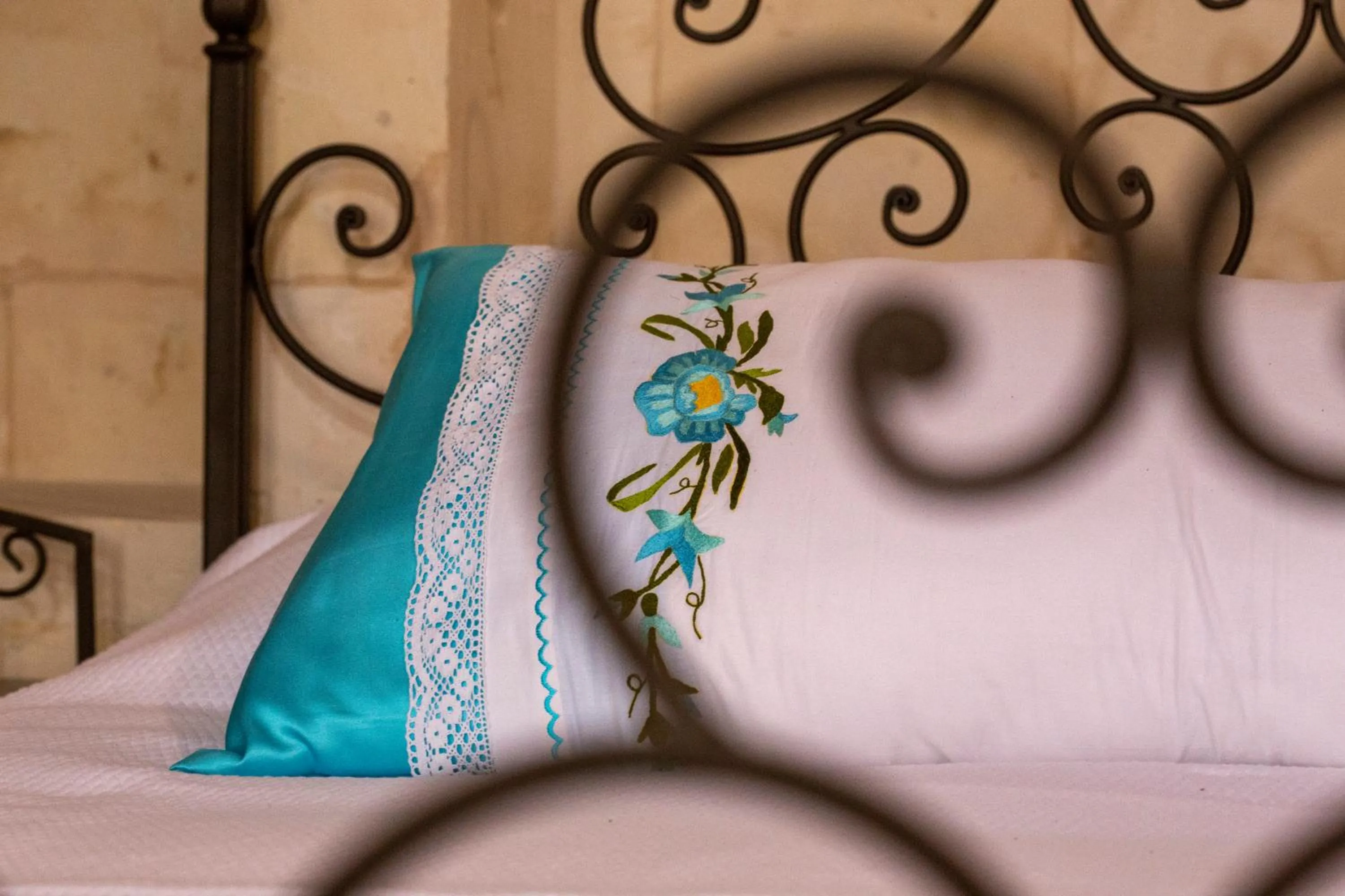 Bed in Hayatlı Konak