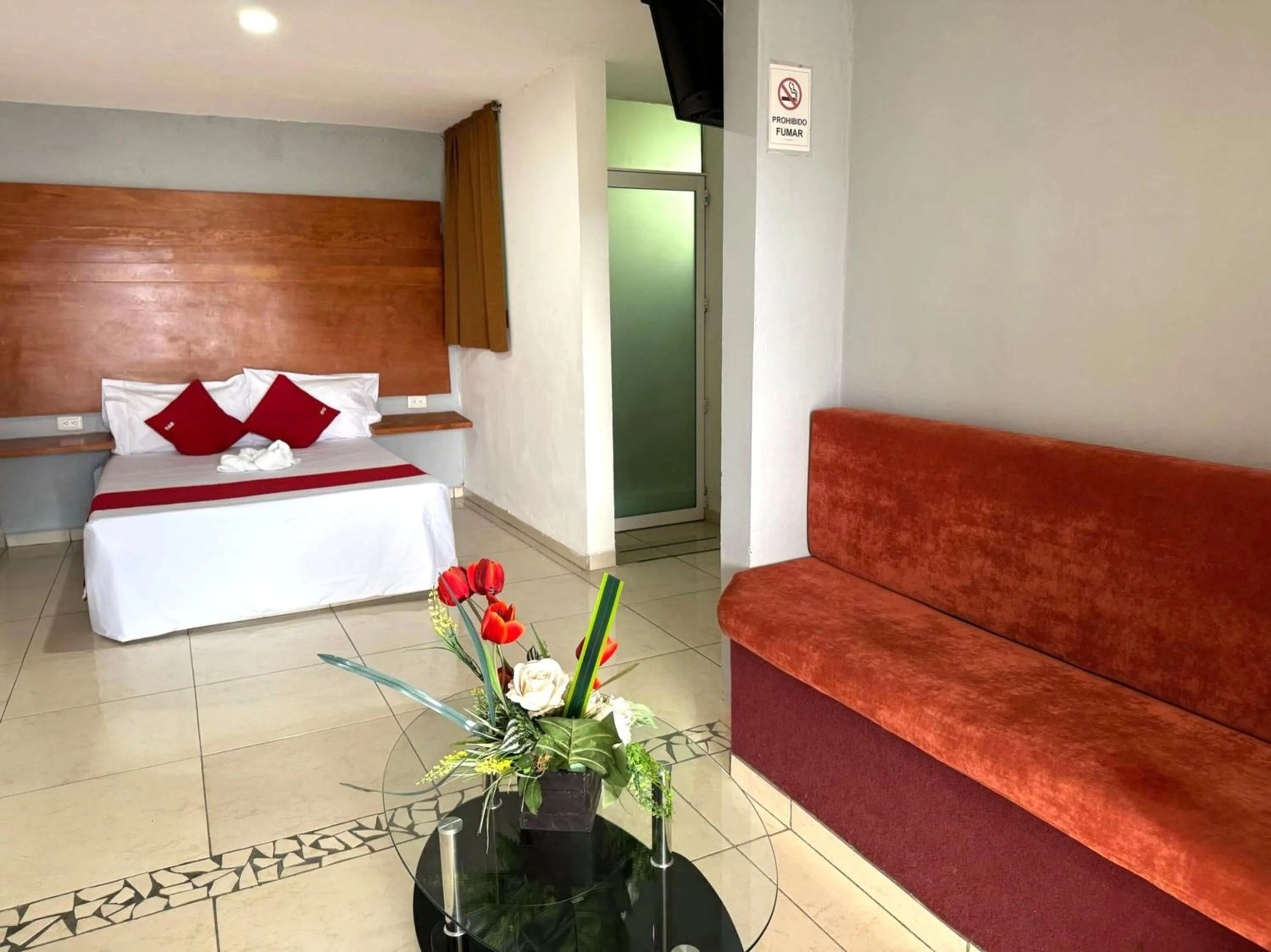 Bedroom, Bed in OYO Hotel Familiar Tollan Cholula