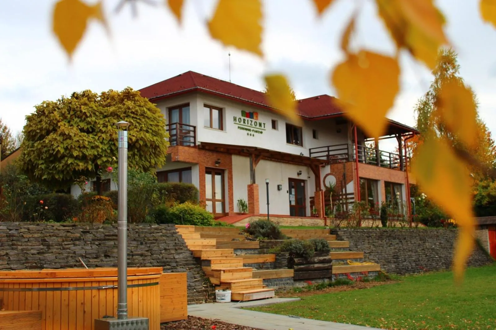 Garden in Bungalouri Horizont