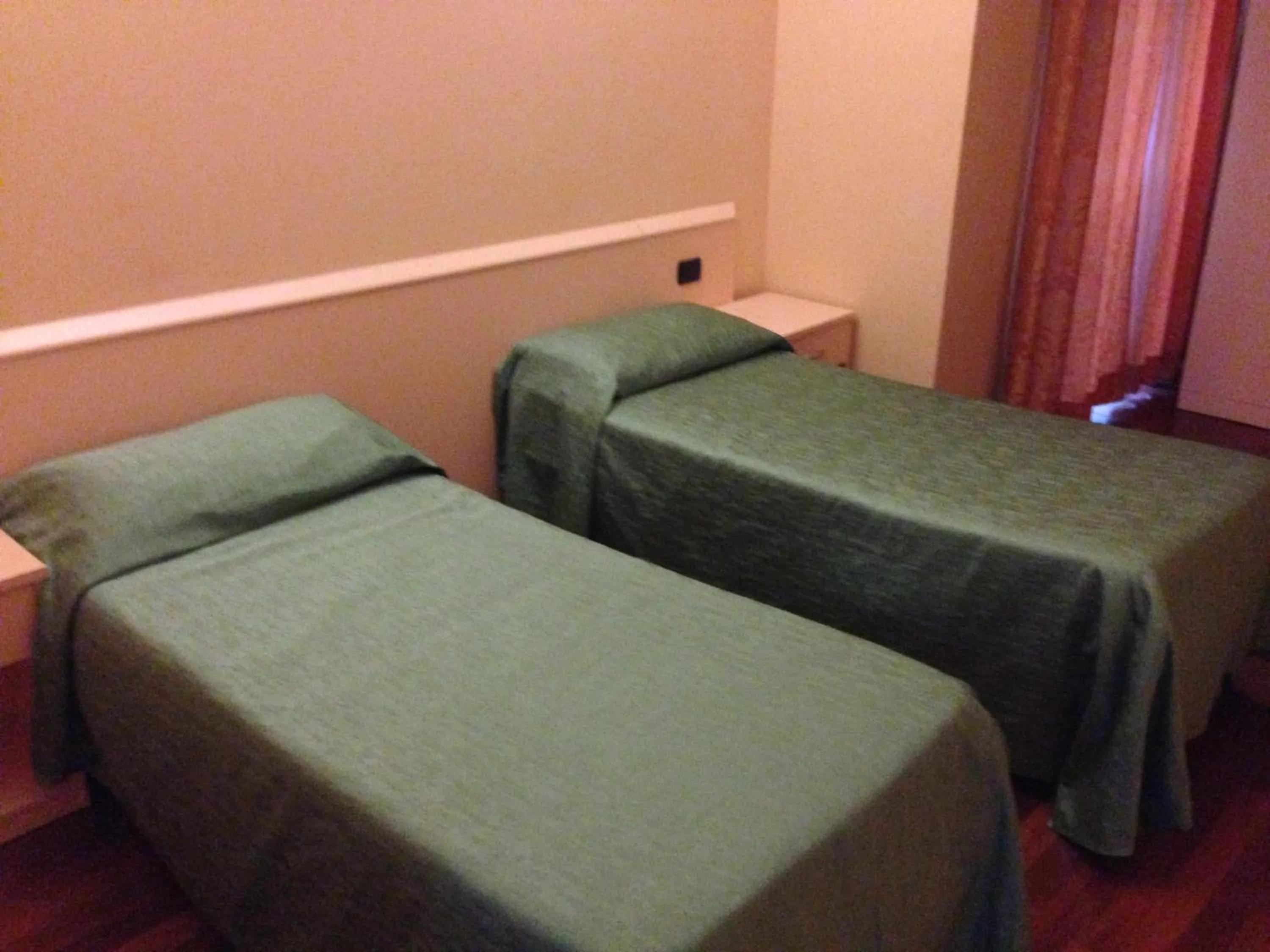 bunk bed, Bed in Caprice