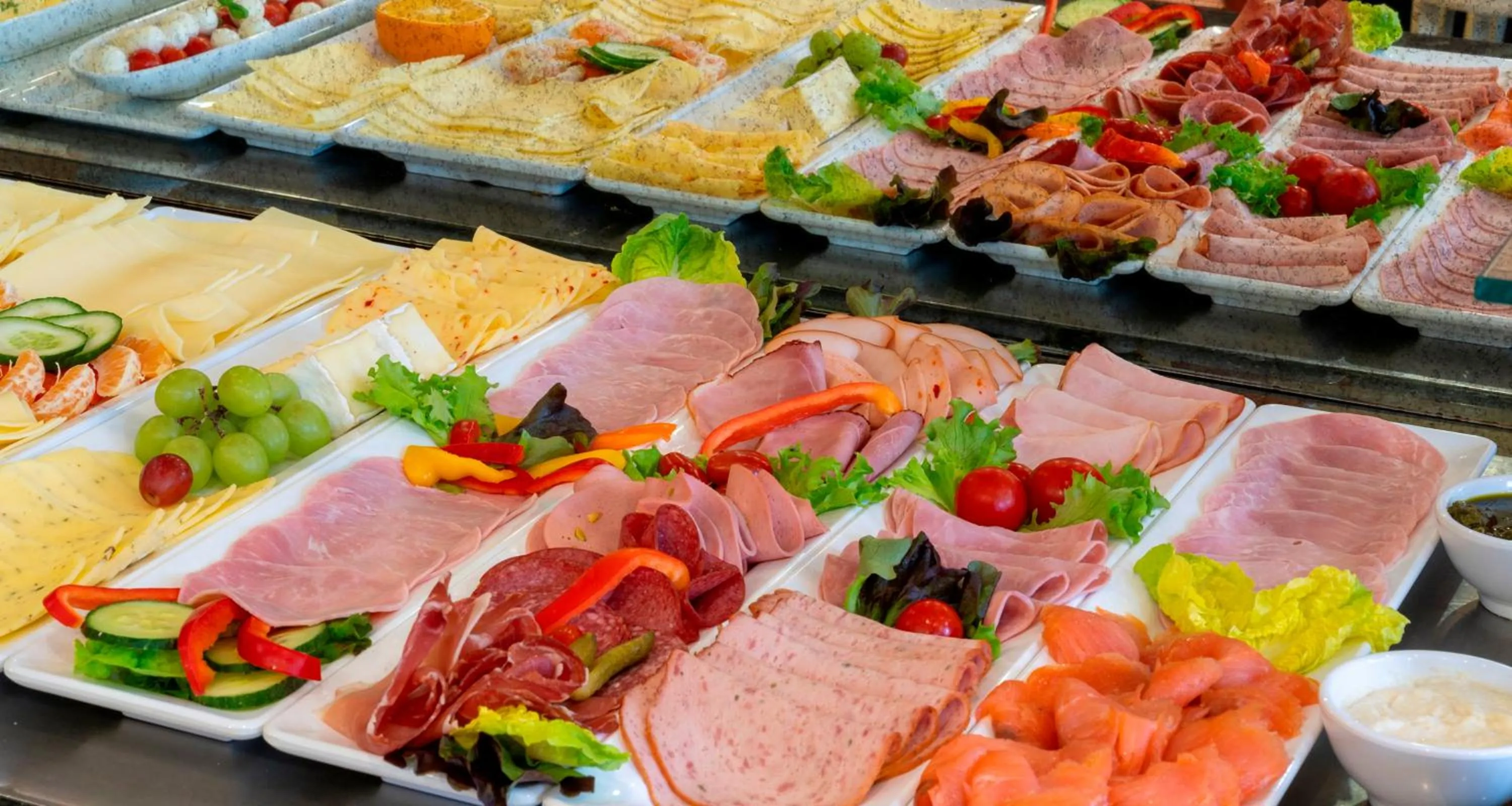 Buffet breakfast in PLAZA Premium Parkhotel Norderstedt