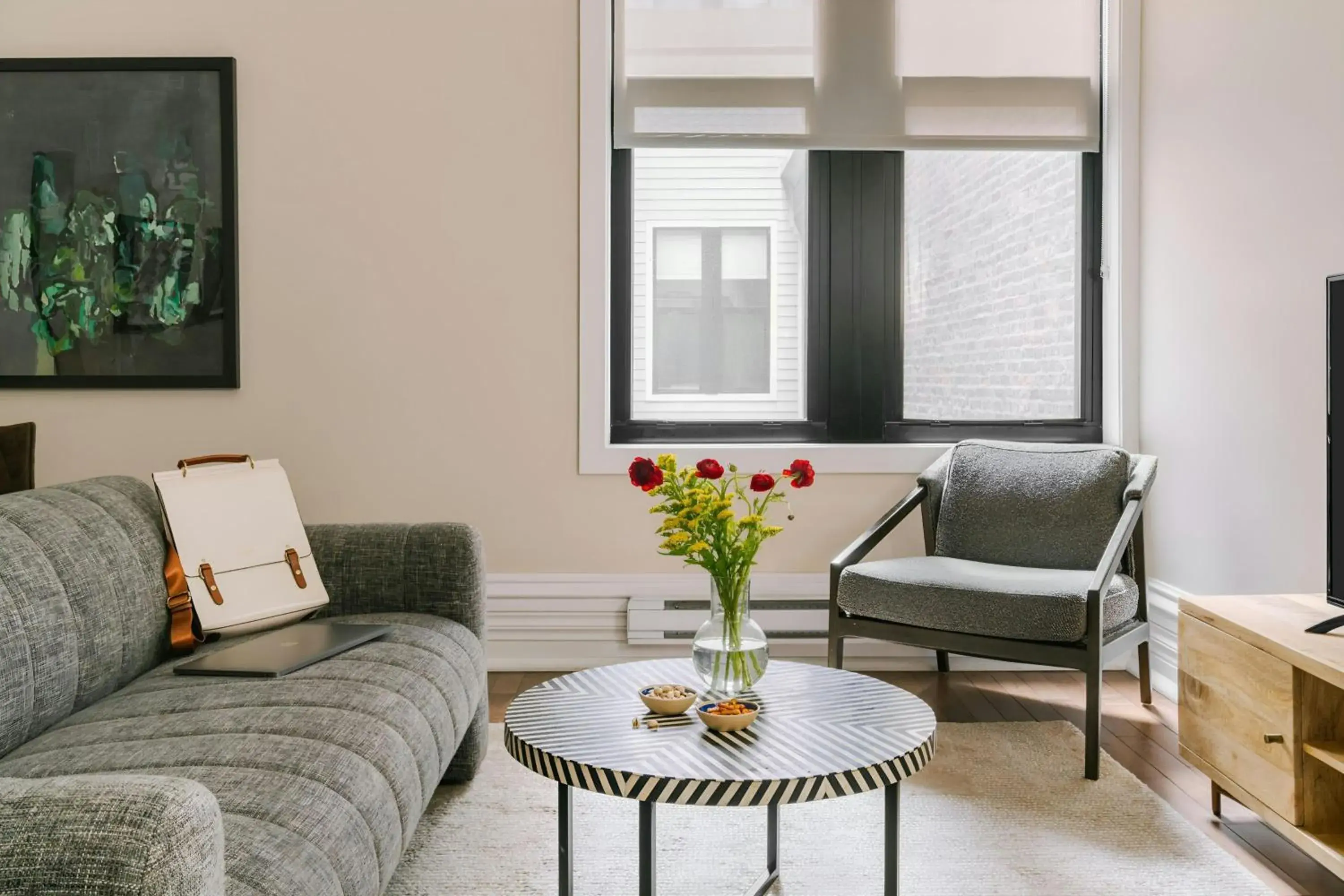 Two-Bedroom Apartment with Two Queen Beds in Sonder by Marriott Bonvoy Jewelers Row Apartments Millenium Park Two-Bedroom Apartment with Two Queen Beds in Sonder by Marriott Bonvoy Jewelers Row Apartments Millenium Park