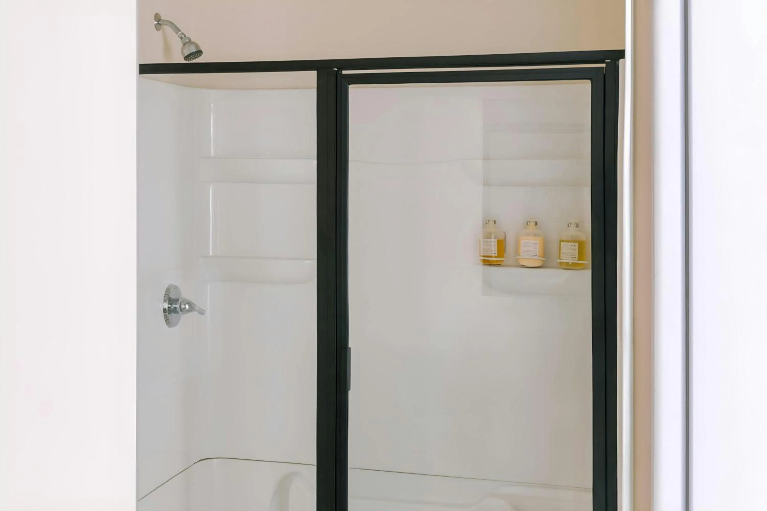 Bathroom in Sonder by Marriott Bonvoy Jewelers Row Apartments Millenium Park