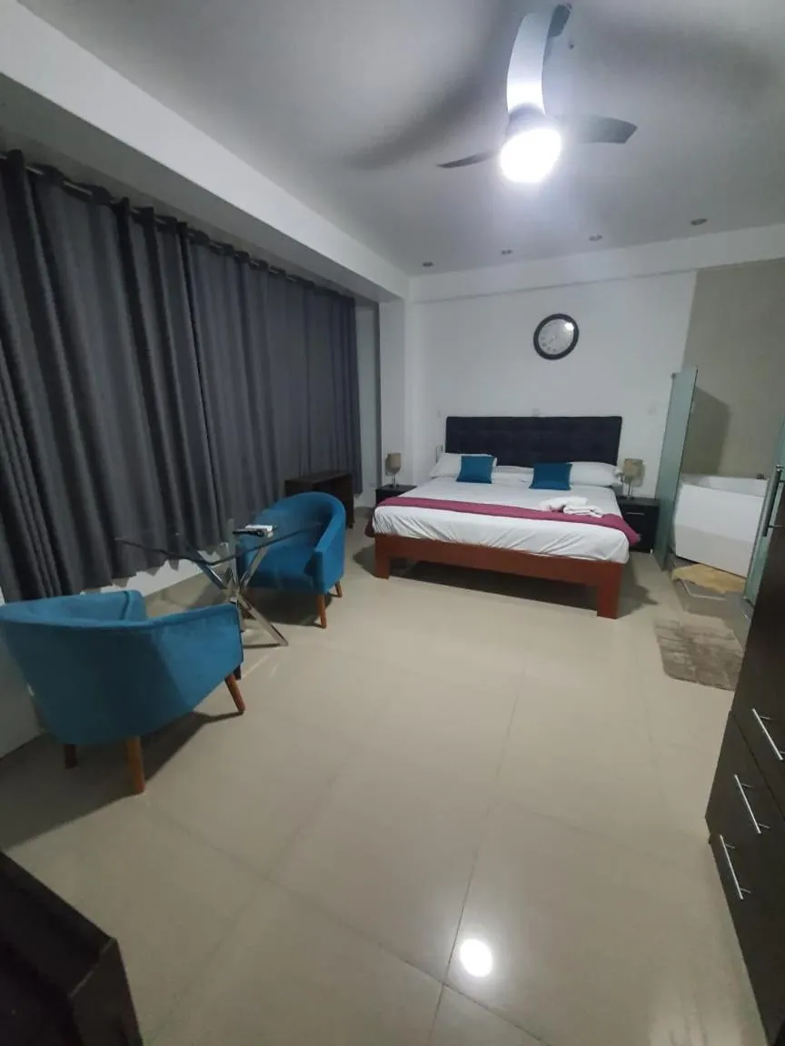 Photo of the whole room, Bed in GOLDEN SKY