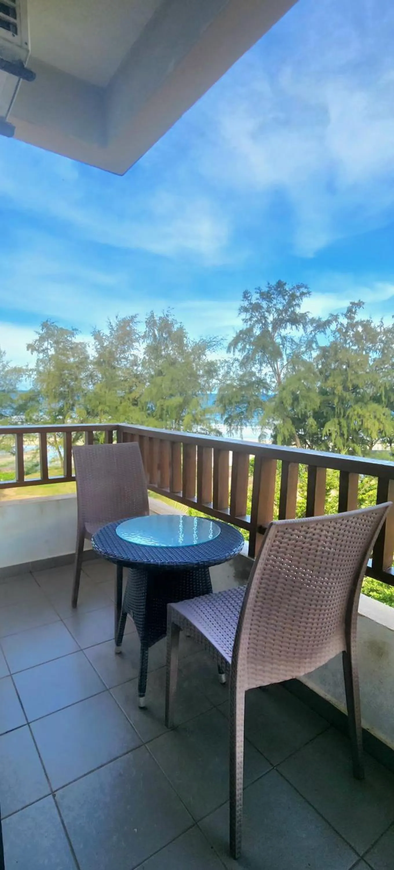 Samsuria Beach Resort & Residence