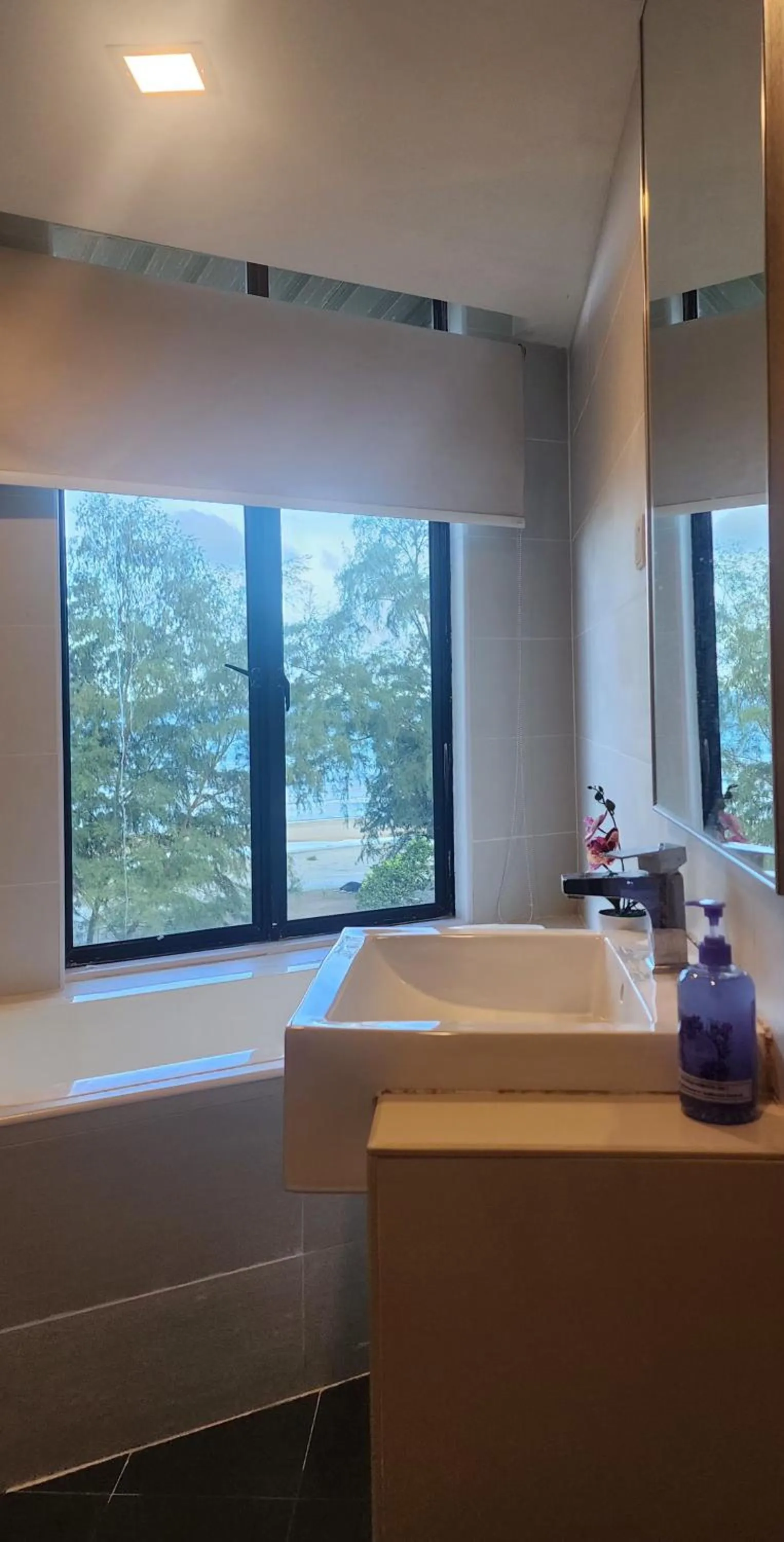 Samsuria Beach Resort & Residence