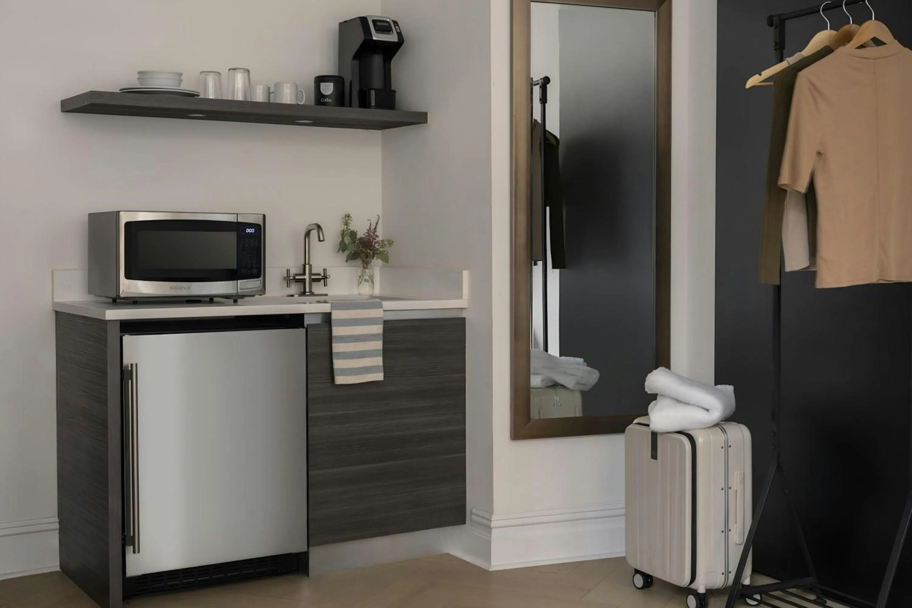 Kitchen or kitchenette in Flatiron Hotel, Sonder by Marriott Bonvoy