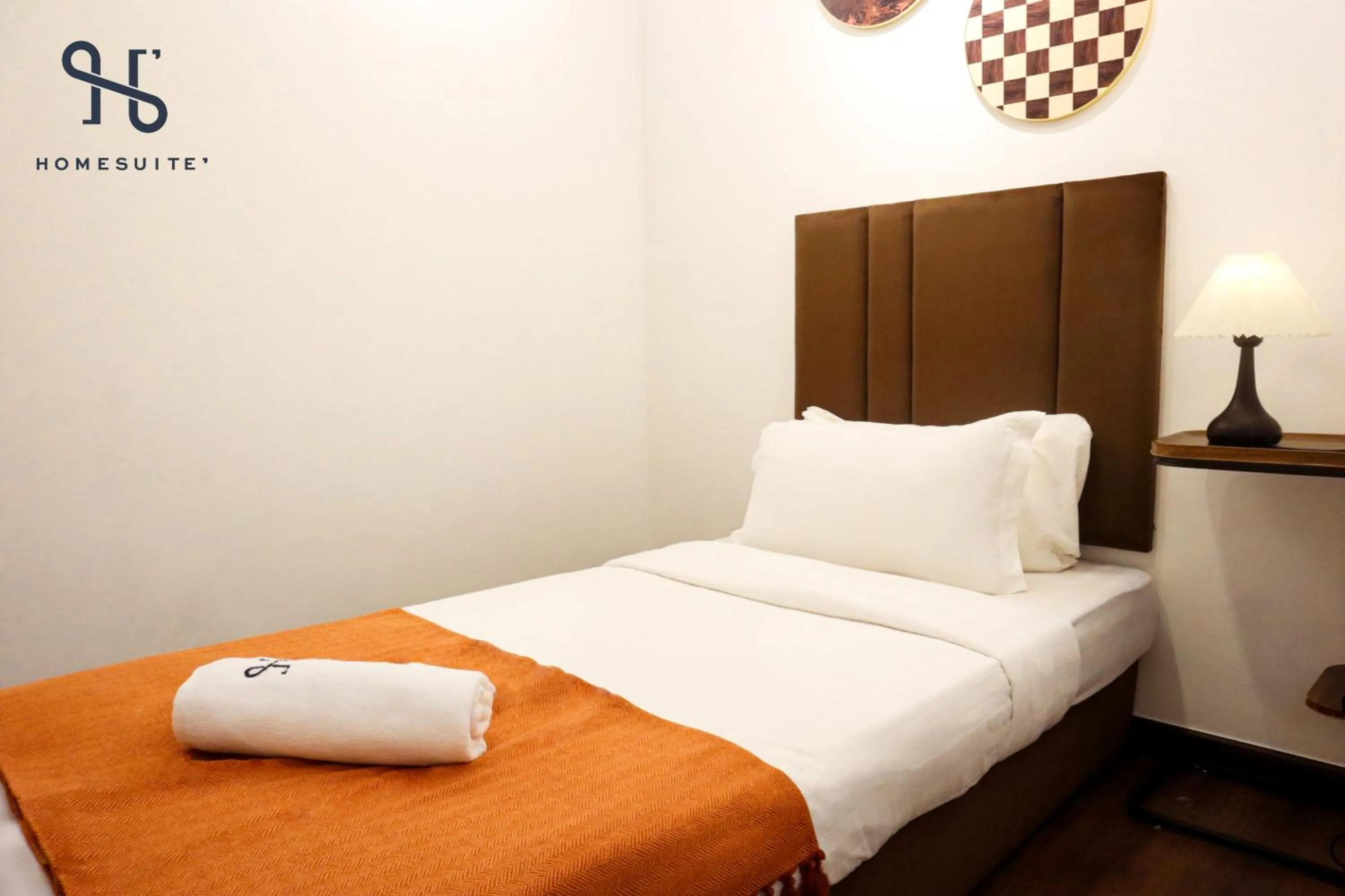 Photo of the whole room, Bed in Homesuite' Home at Riverson Soho