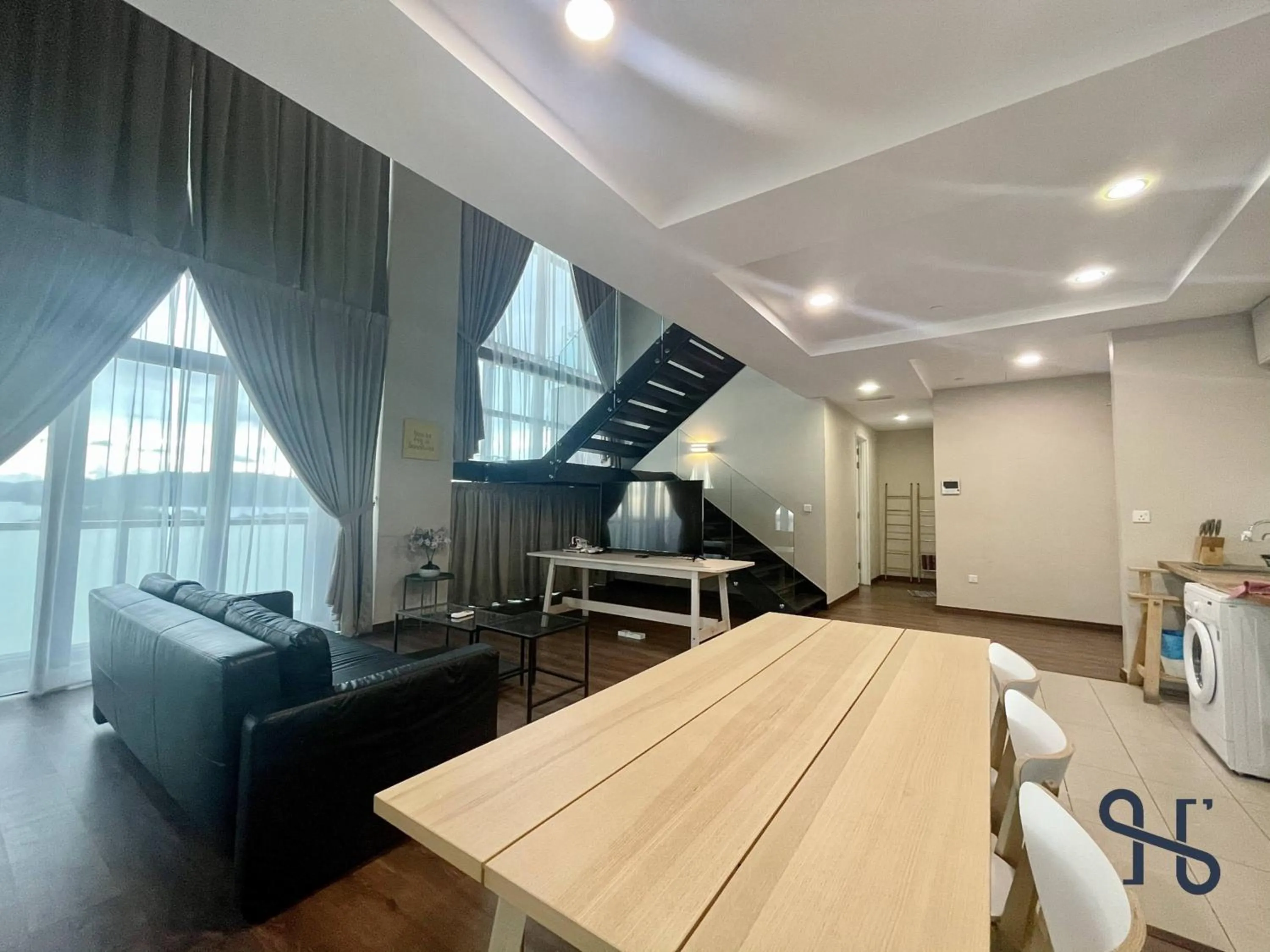 Living room in Homesuite' Home at Riverson Soho