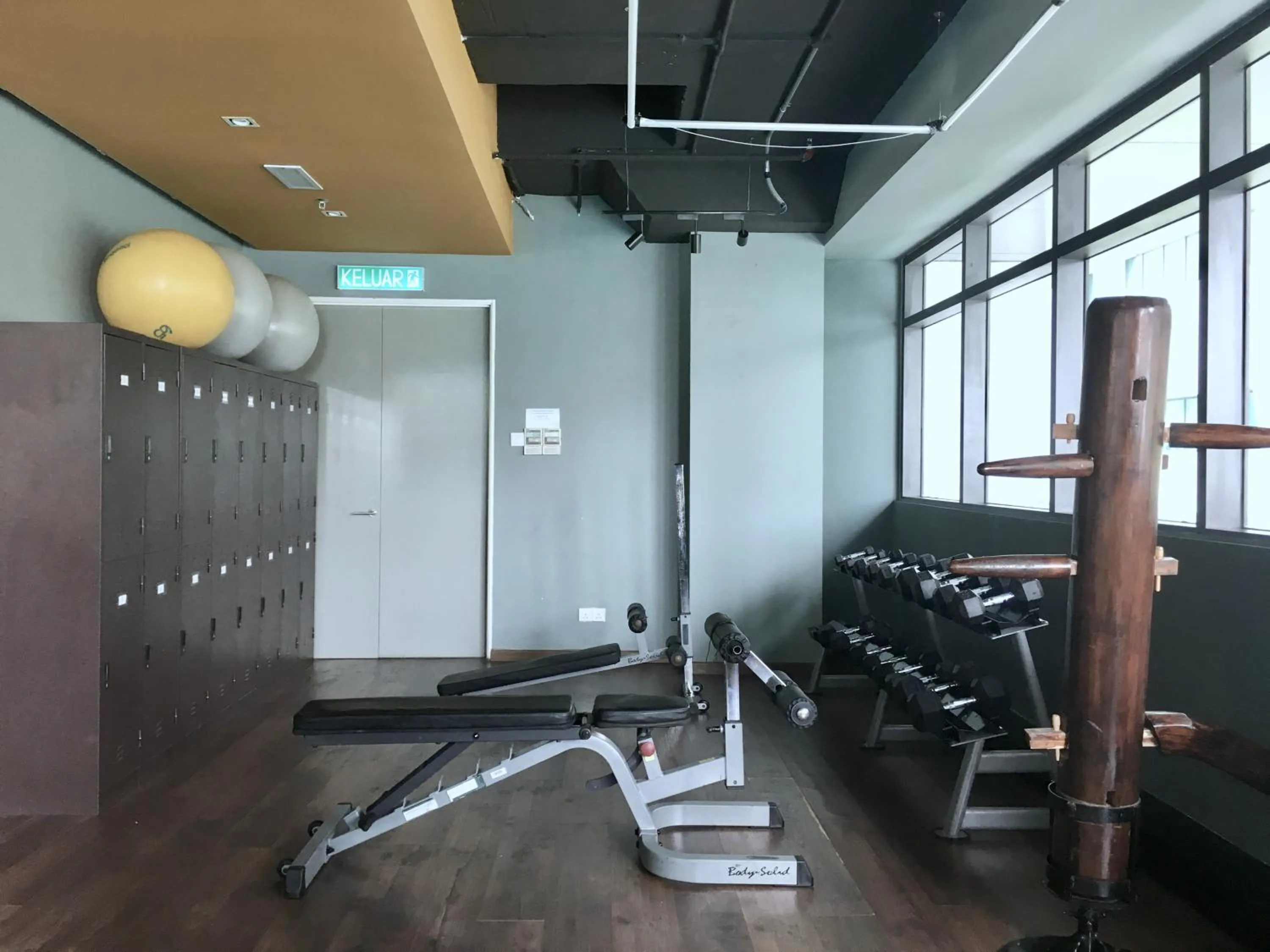 Fitness centre/facilities in Homesuite' Home at Riverson Soho