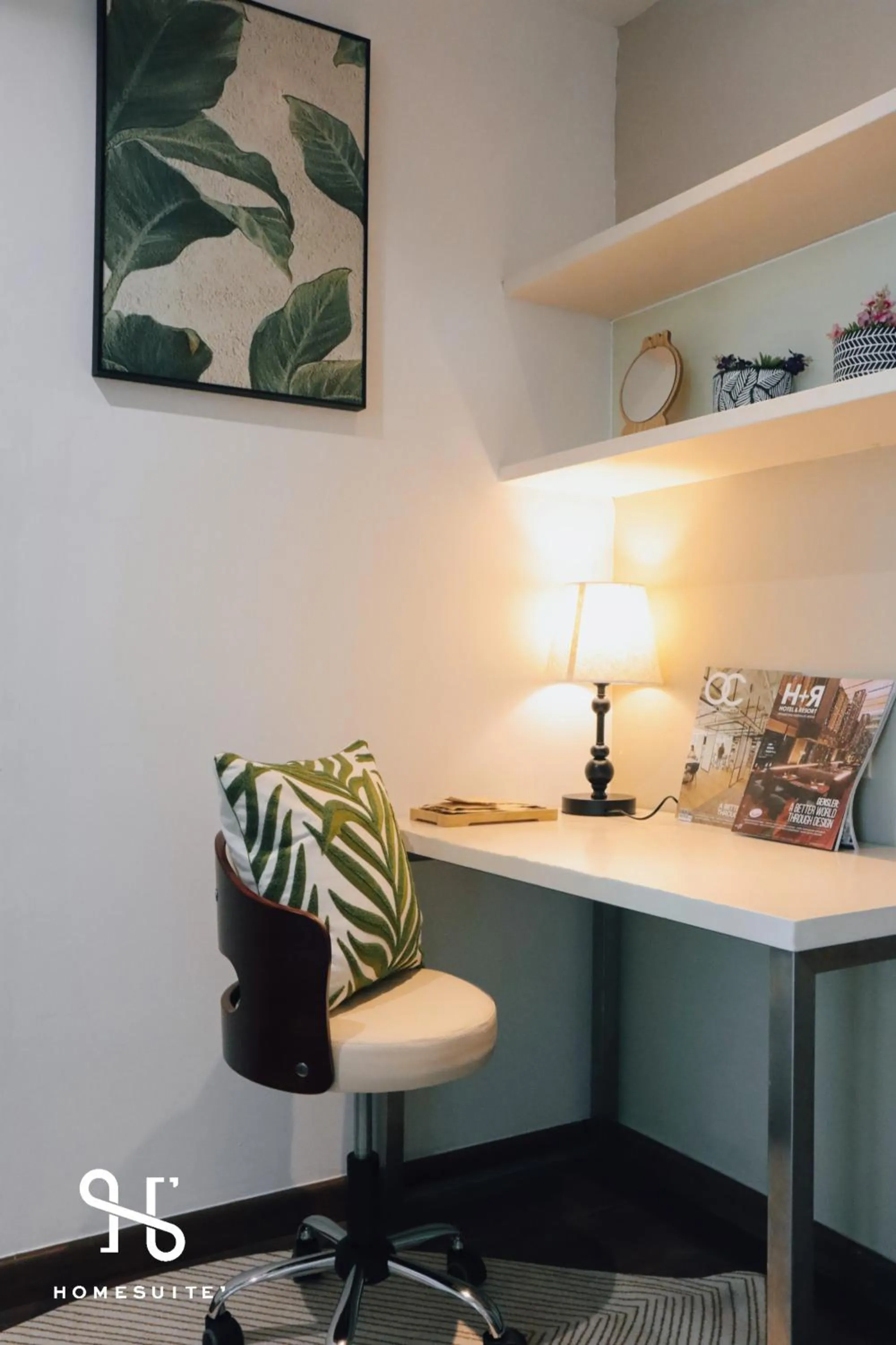 hair dresser in Homesuite' Home at Riverson Soho