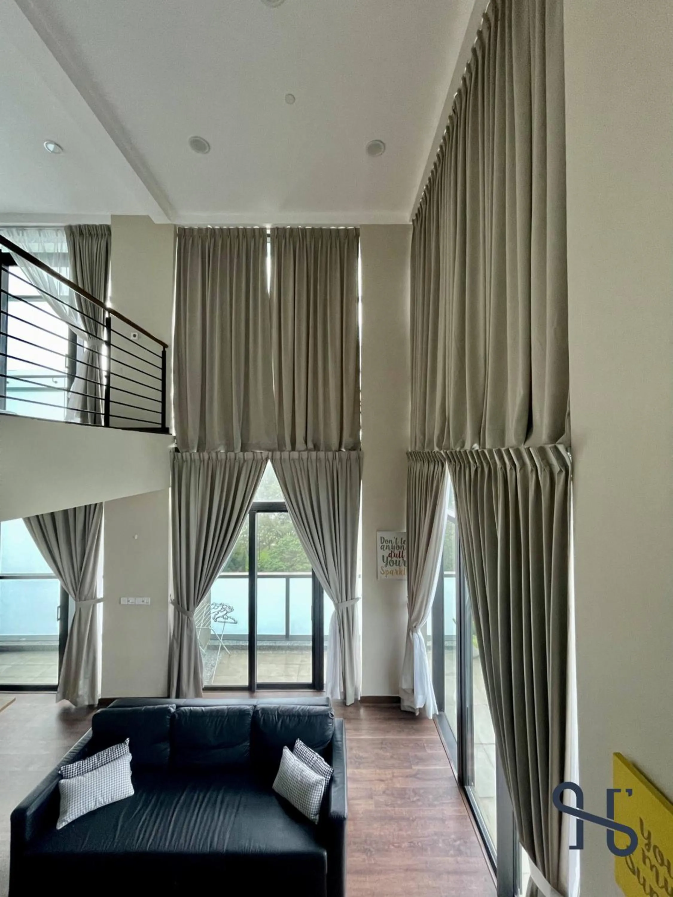 Photo of the whole room, Bed in Homesuite' Home at Riverson Soho