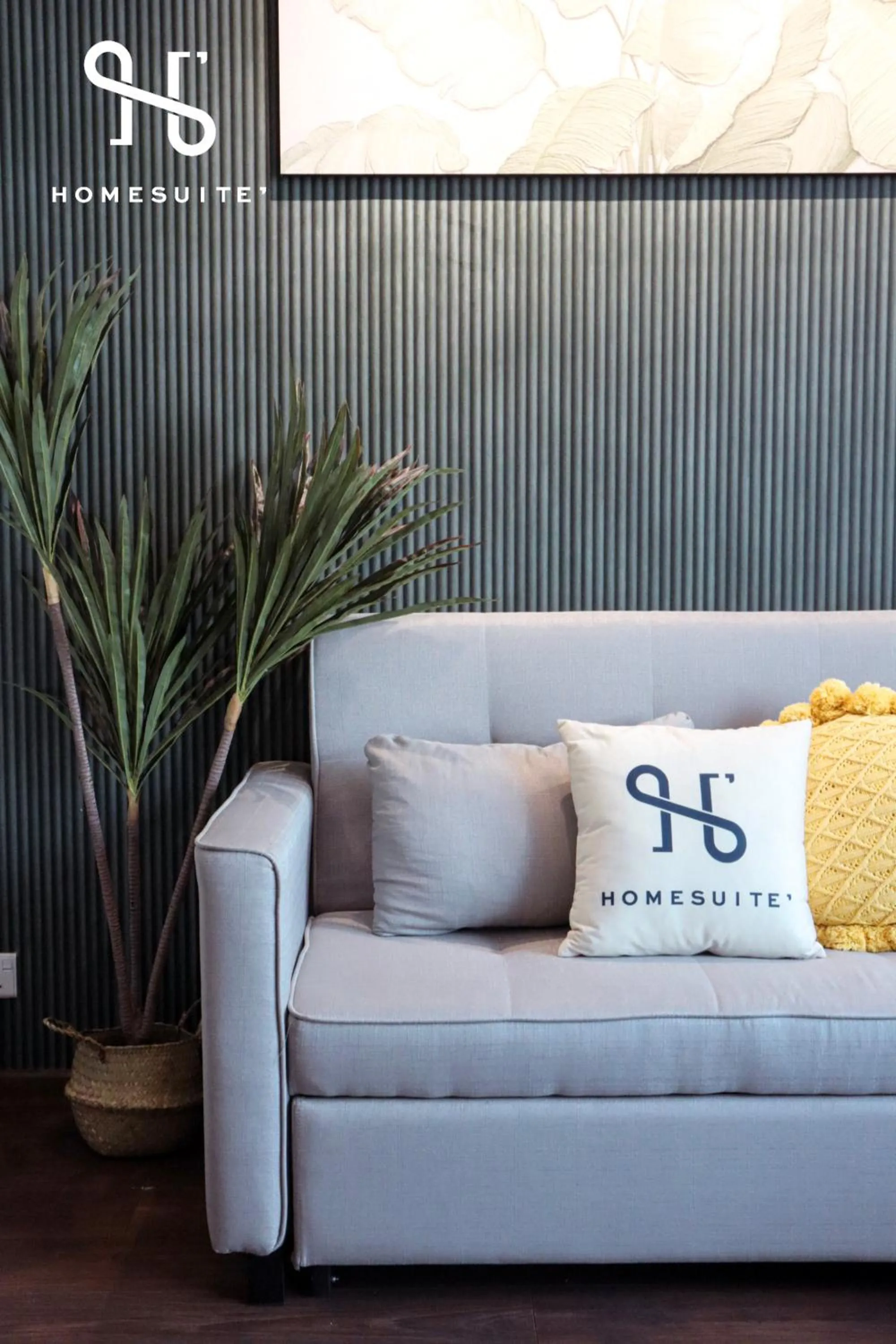 Seating area in Homesuite' Home at Riverson Soho