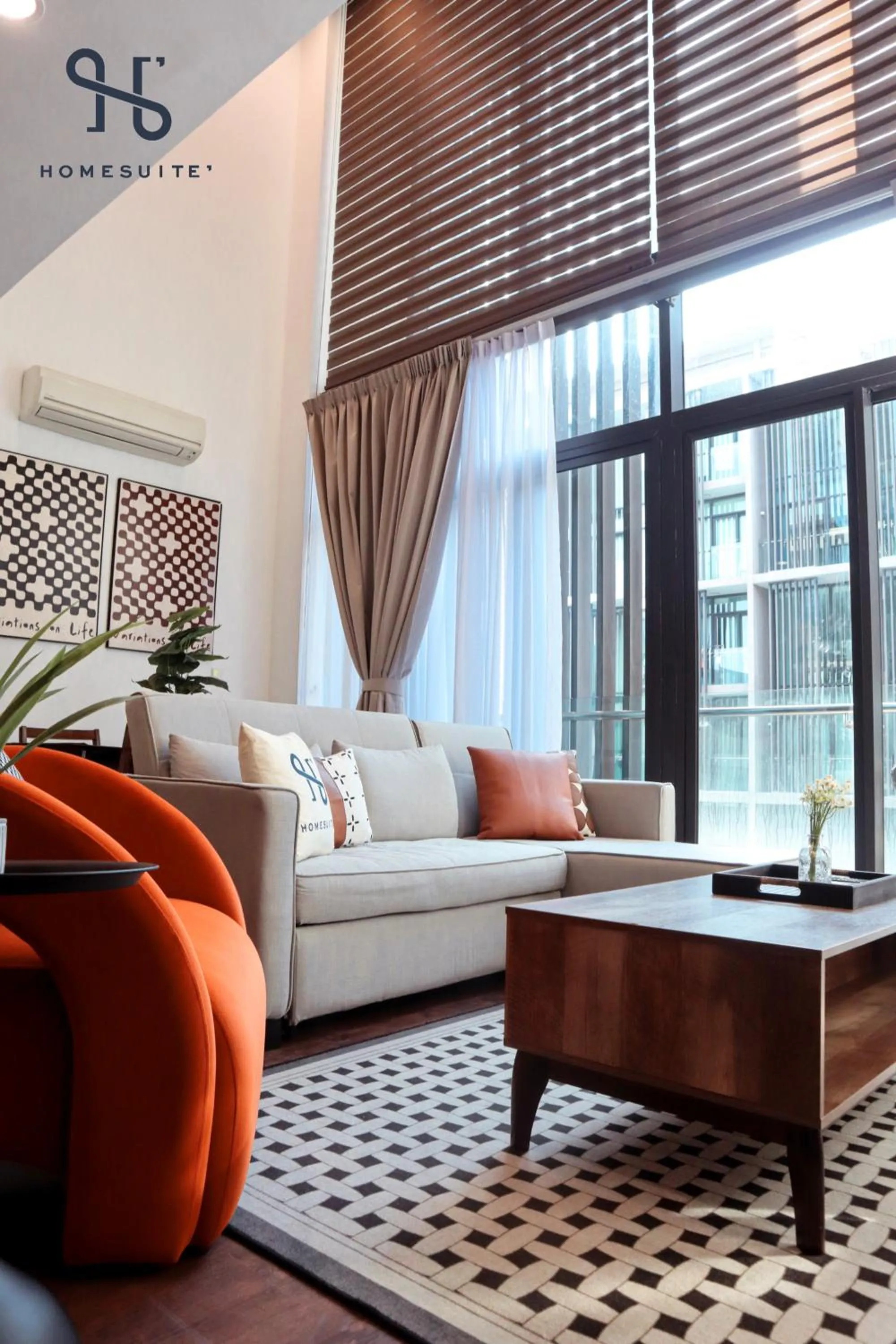 Seating area in Homesuite' Home at Riverson Soho